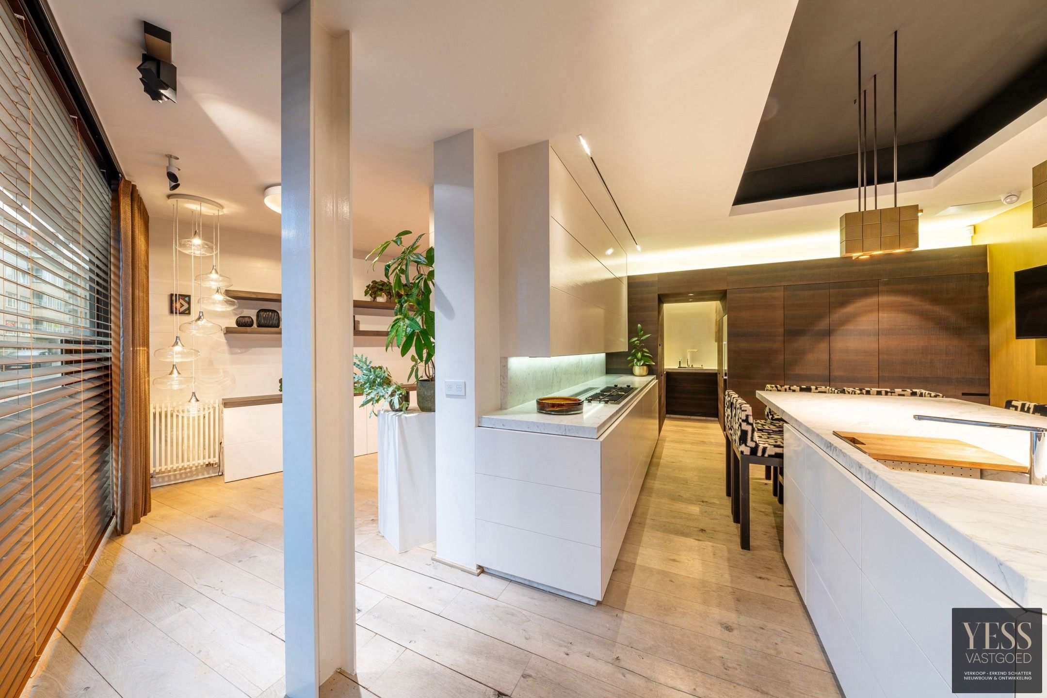 Exclusief gerenoveerd gelijkvloers appartement in Knokke! foto 5