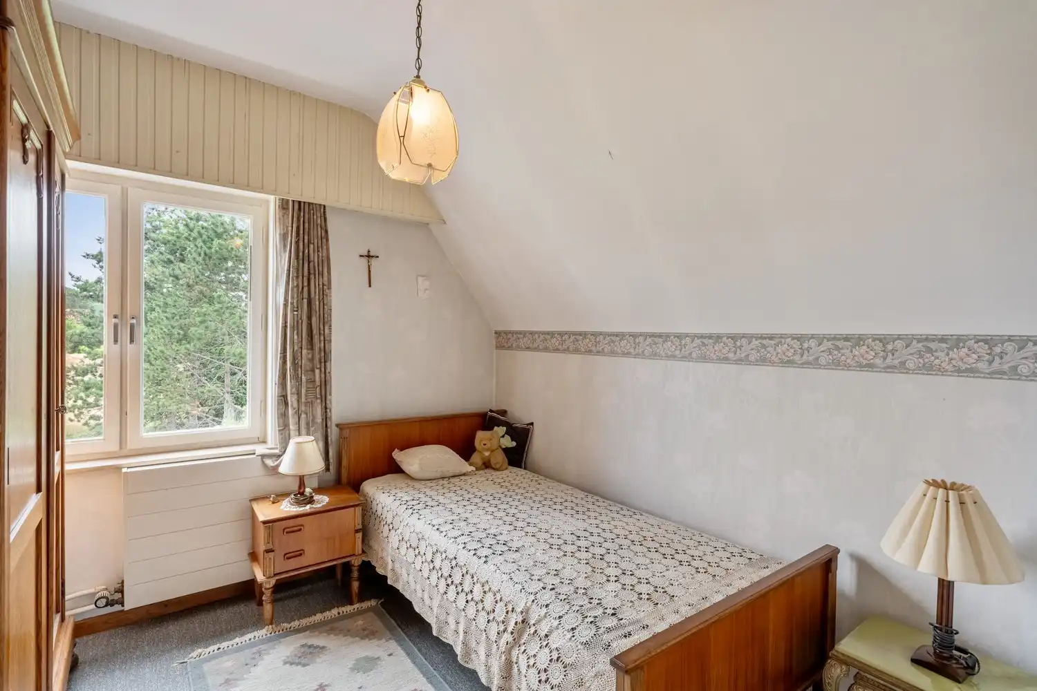 Te renoveren woning met 3 slaapkamers (en afgewerkte zolderkamer) op een perceel van 7 are 5 centiare te Gelrode. foto 13