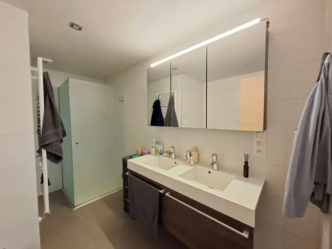 Prachtig modern appartement te Kuringen foto 11