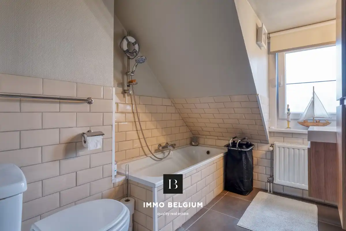 Goed onderhouden woning met zonnige tuin te Klemskerke foto 11