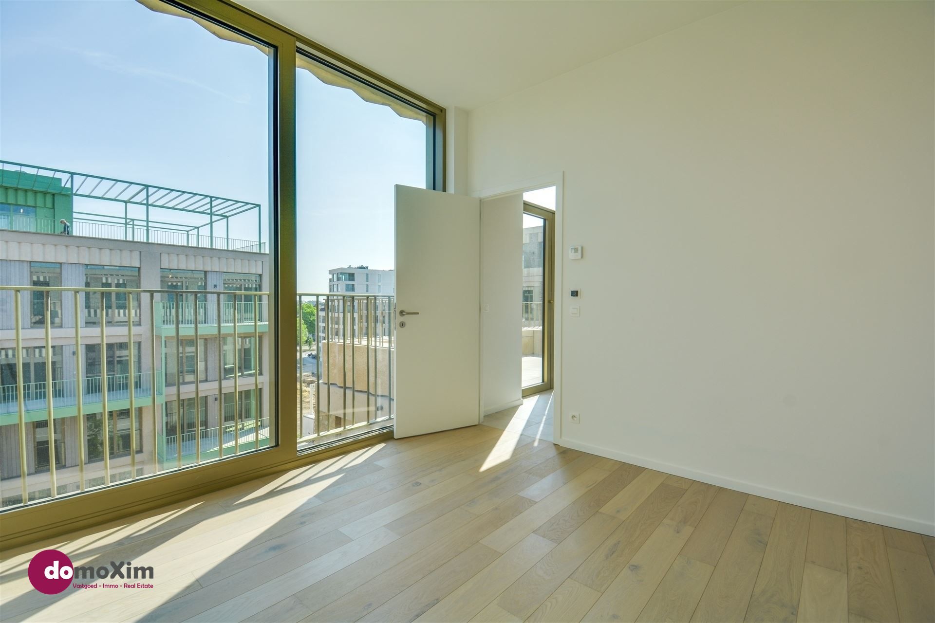 Zonovergoten penthouse met 2 terrassen op een unieke locatie in Mechelen foto 16