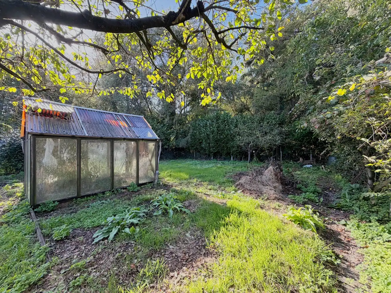 Unieke, uitzonderlijk ruime gezinswoning + tuin  (1589m²) foto 17