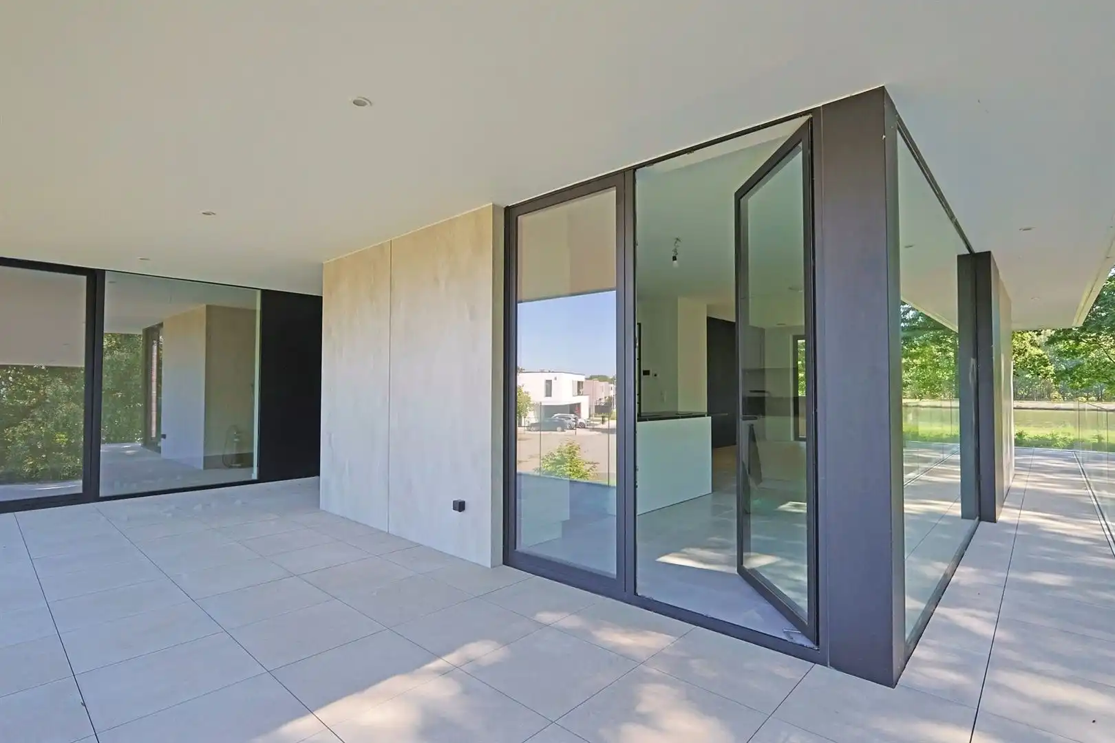 Lichtrijk appartement met uitzonderlijk zicht foto 5