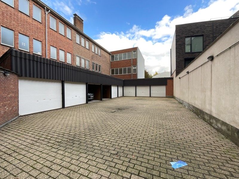 Gezellig duplexappartement in het centrum van Beveren met twee slaapkamers, terras en garage foto 15