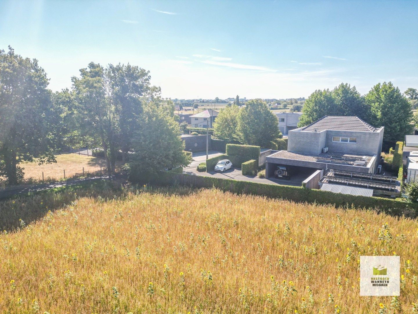 Exclusieve villa met luxueuze afwerking en vergezicht op velden te Zwevezele foto 25