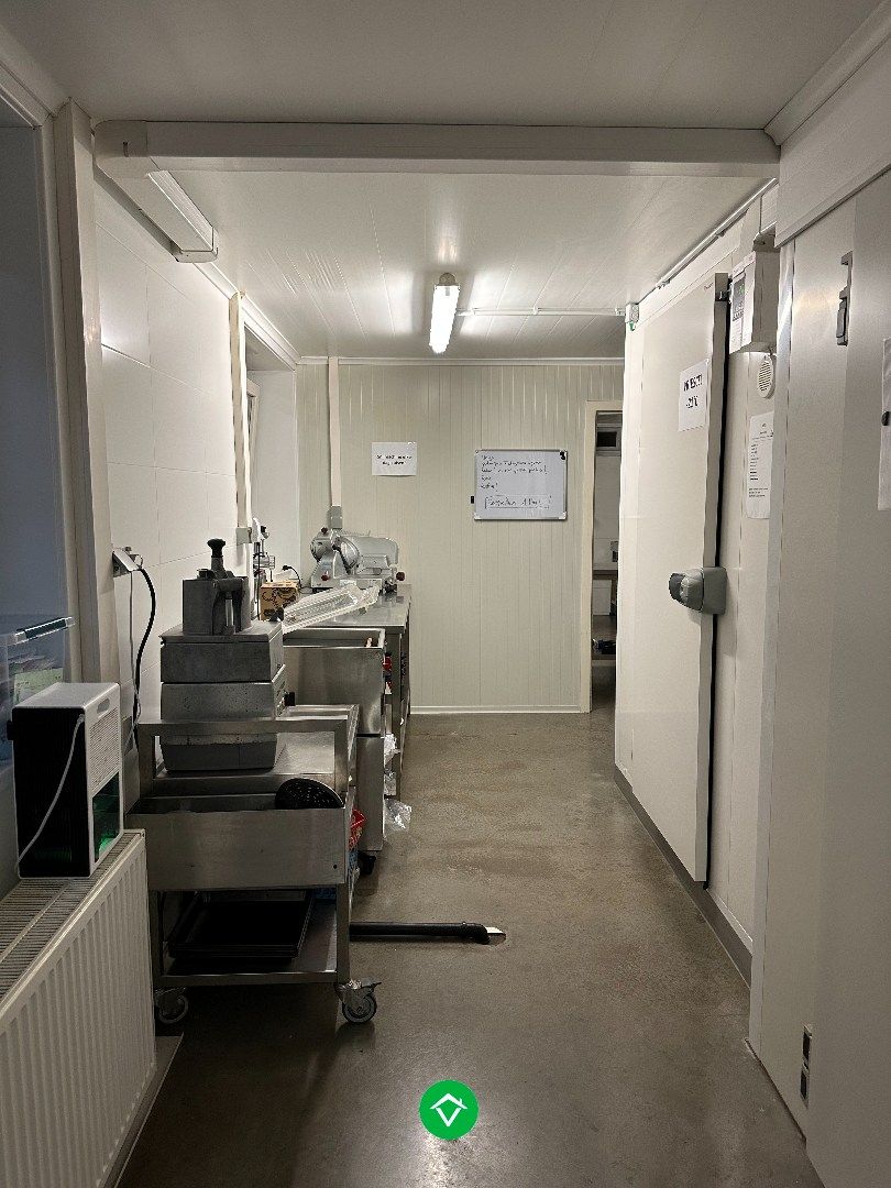 Combinatie wonen & werken: horecazaak met woonst in Eernegem foto 36