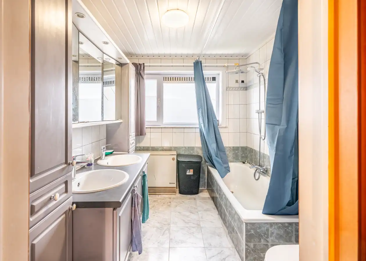 Bel étage, 4 slpk met zonnige tuin en eindeloos potentieel foto 15