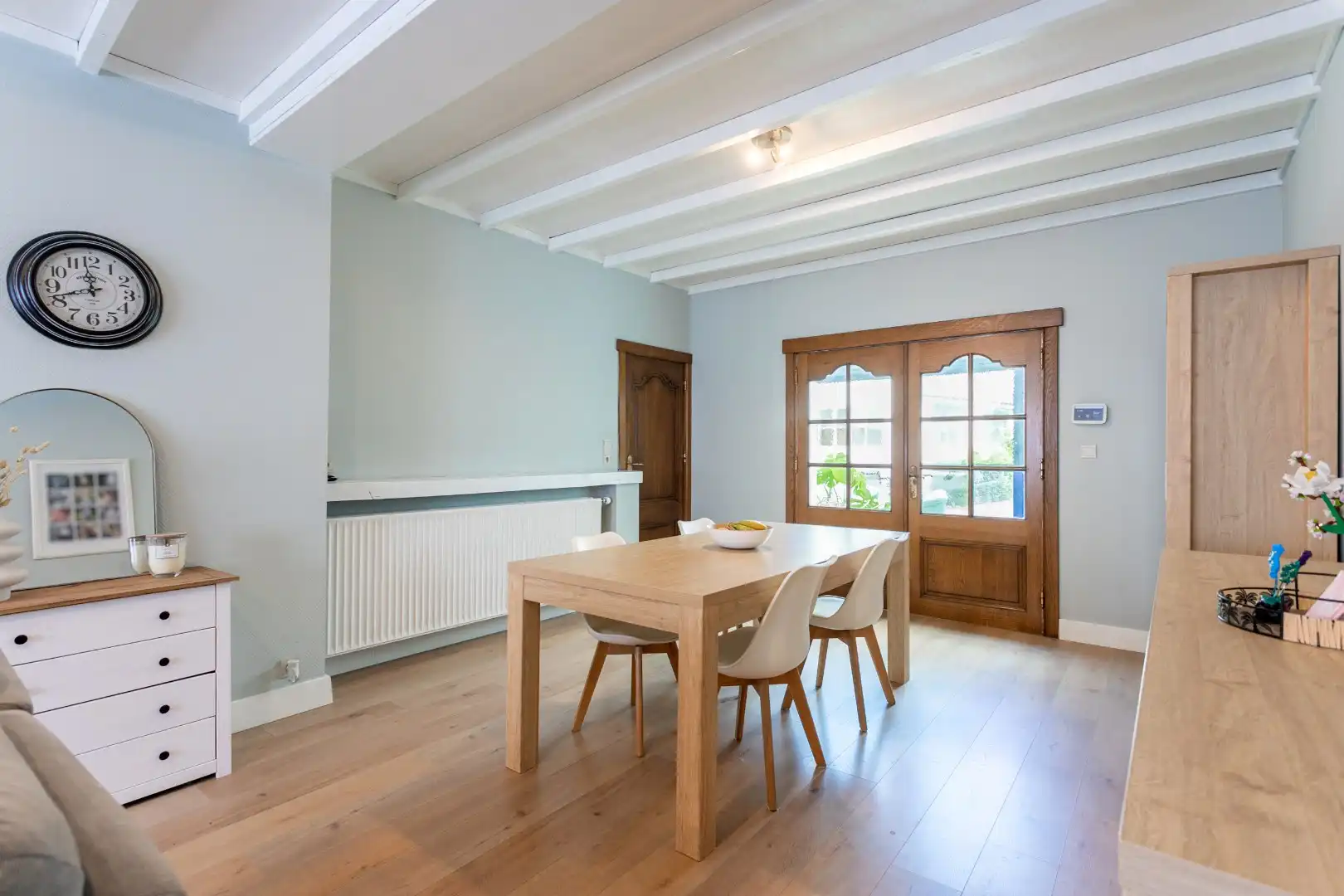 Gerenoveerde 3-gevelwoning met tuin en 4 slaapkamers te Sint-Genesius-Rode foto 7