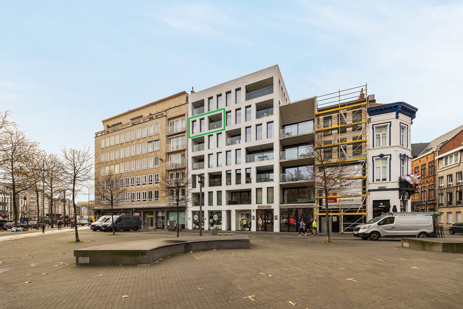 Lichtrijk en kwalitatief afgewerkt appartement in hartje Antwerpen foto {{pictureIndex}}