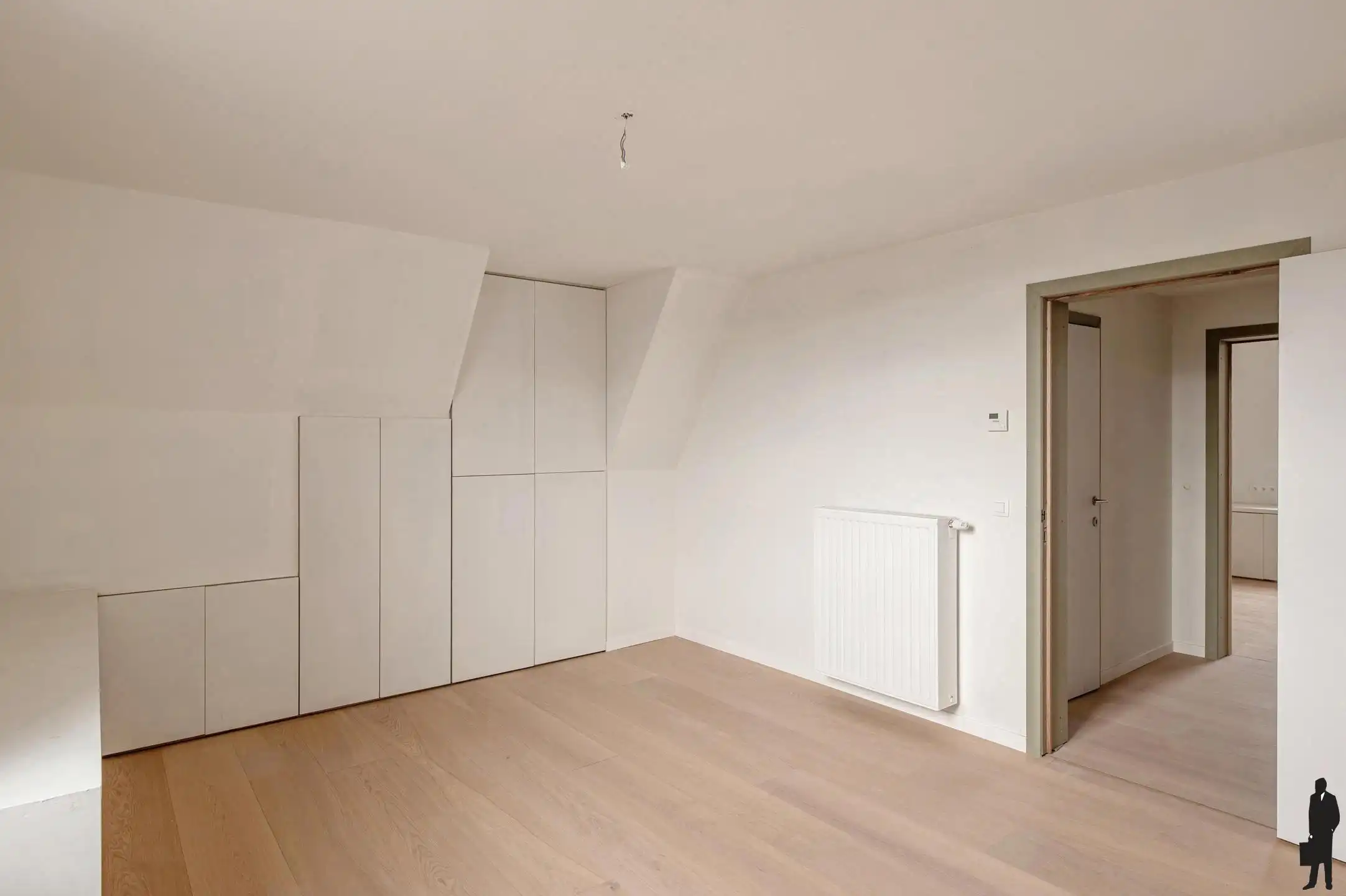 Charmante gerenoveerde duplex met 2 slaapkamers foto 7