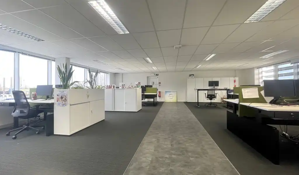 Kantoren te huur in West Port aan E34 in Zwijndrecht foto 15