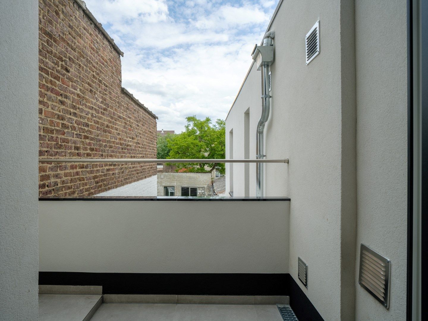 Gerenoveerde opbrengsteigendom met 6 hoogwaardige kamers in Gent foto 23