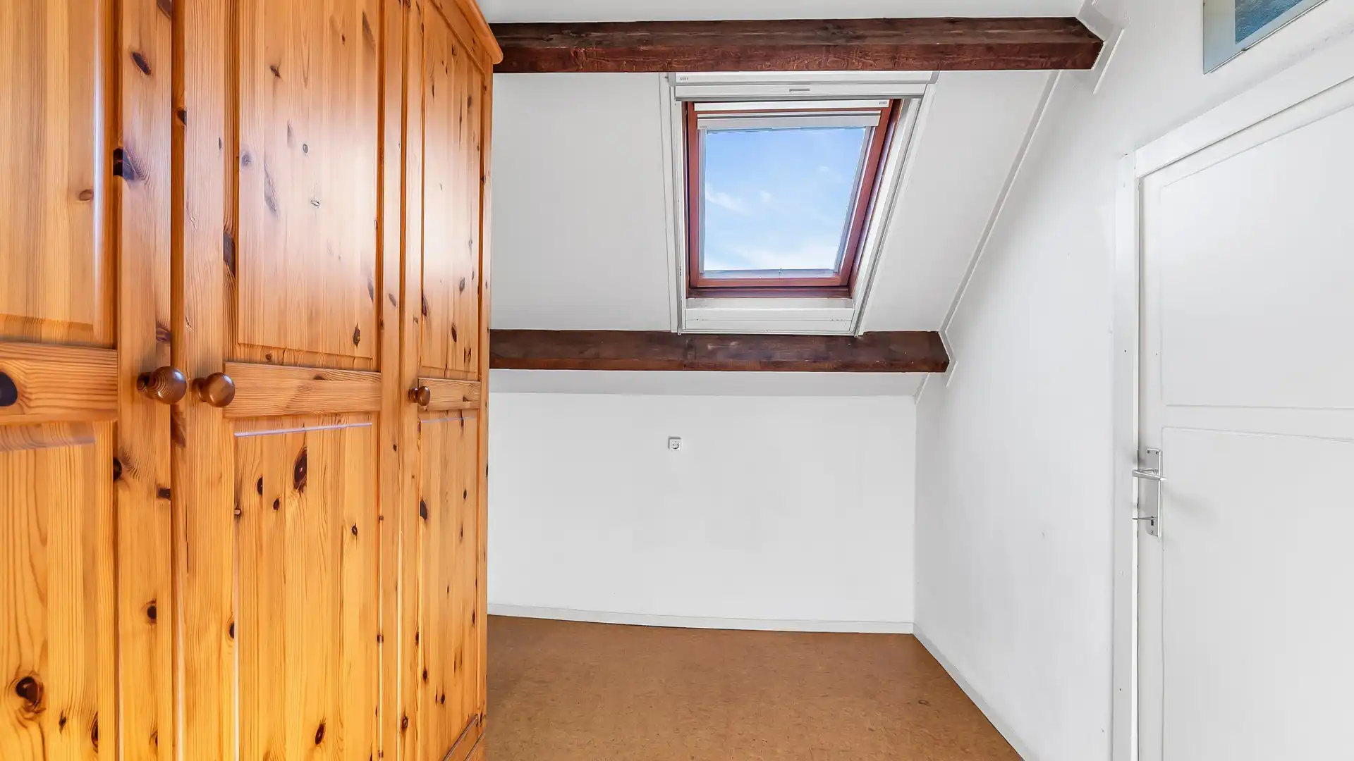Authentieke hoevewoning met 4 slaapkamers, royale leefruimtes en idyllische ligging in het rozendorp Geistingen foto 27