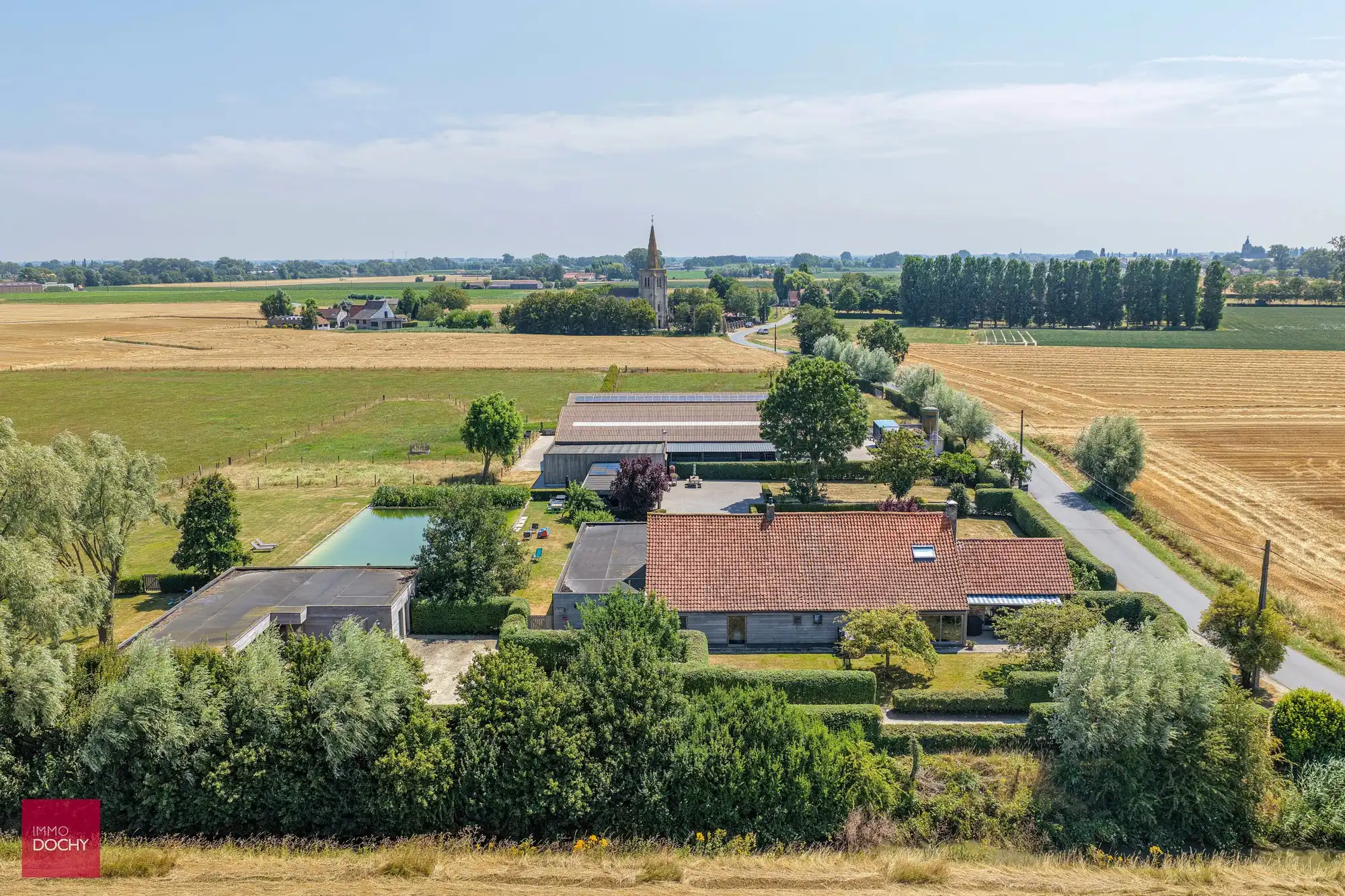Landelijke woning met 2 vakantiewoningen en hoevewinkel foto 9