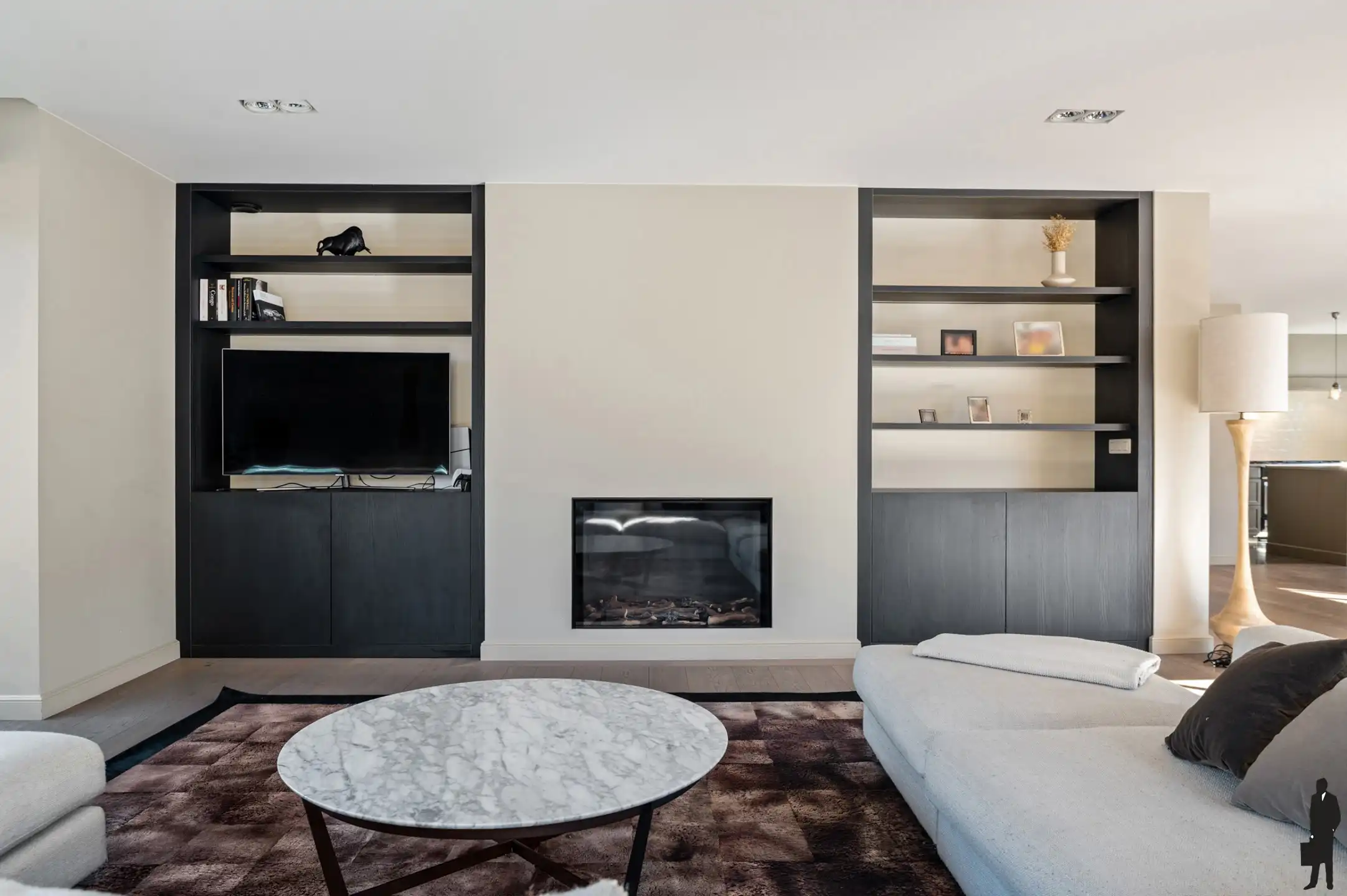 Prachtige woning met 4 slpks, 2 badks en ZW tuin met privacy foto 7