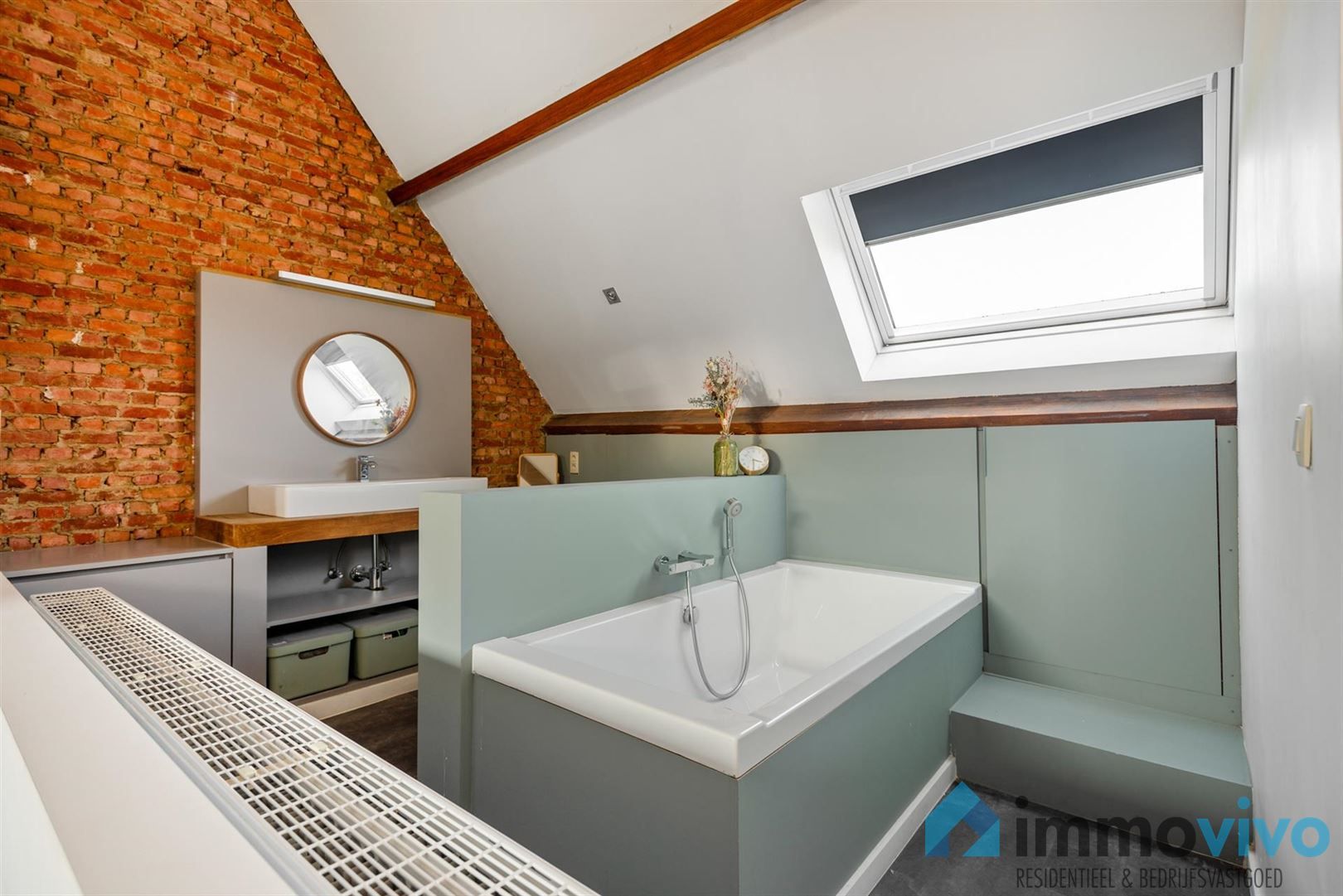 Gerenoveerde woning met zwembad op toplocatie aan Hof Ter Linden foto 25