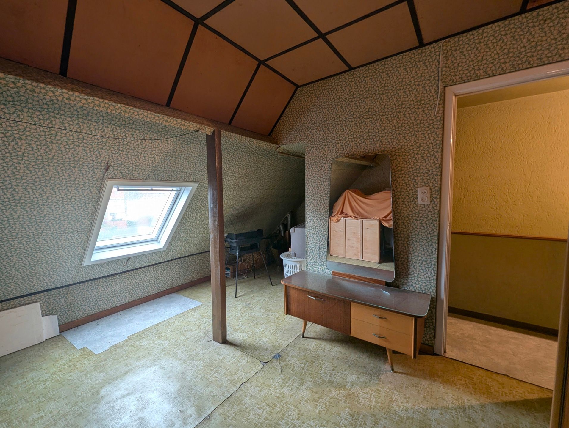 Ruime woning met zongerichte tuin te koop. Centrum De Panne aan zee. foto 20