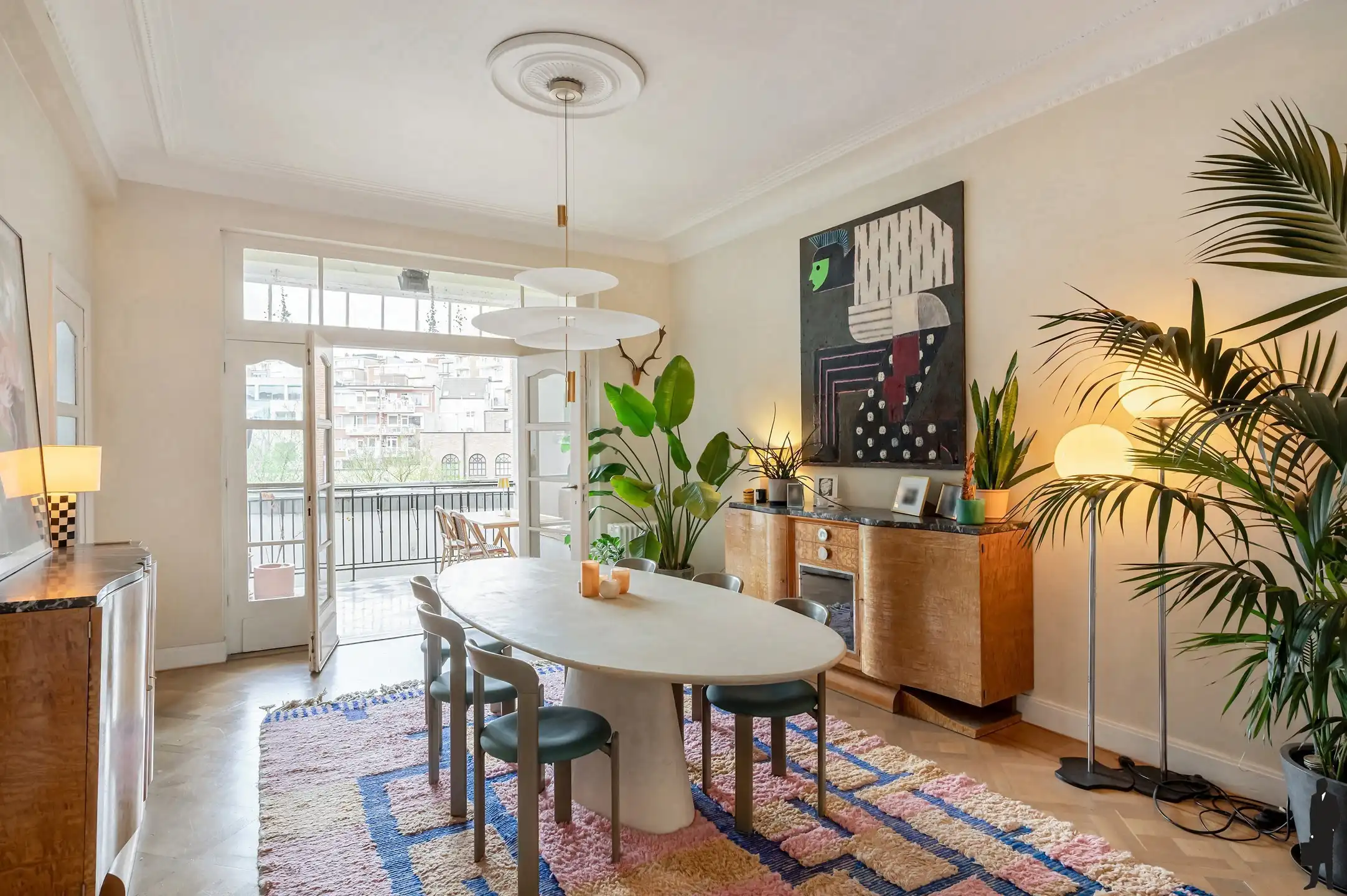 Lichtrijk appartement met authentieke charme foto 9