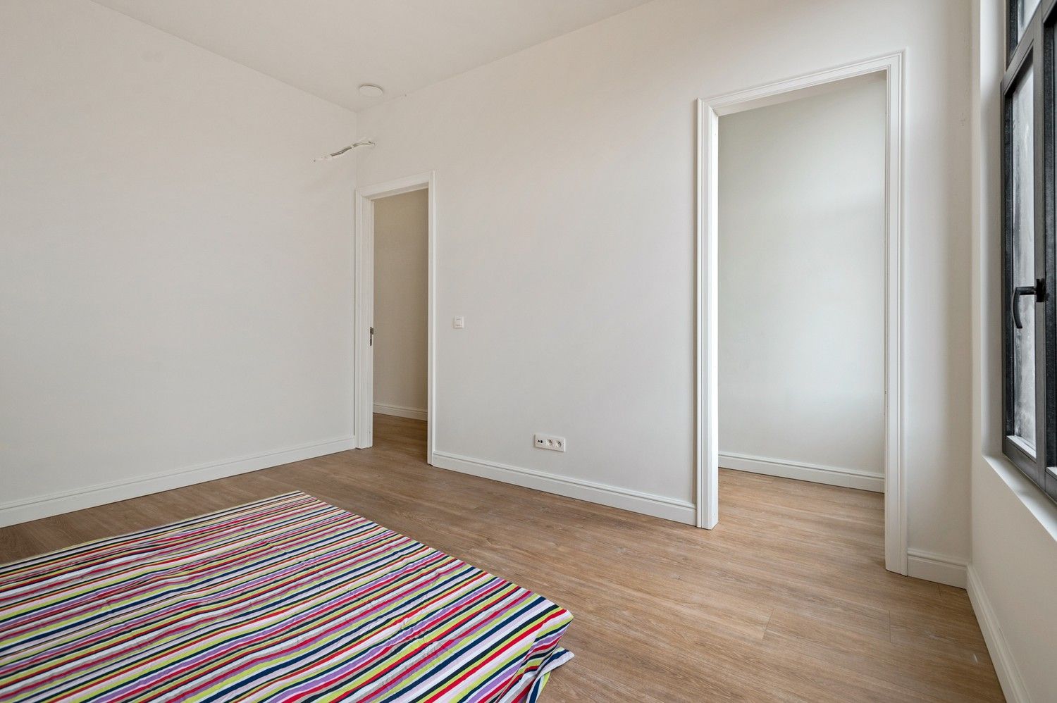 Volledig gerenoveerde woning met 3 slaapkamers op centrale ligging te Lier foto 12