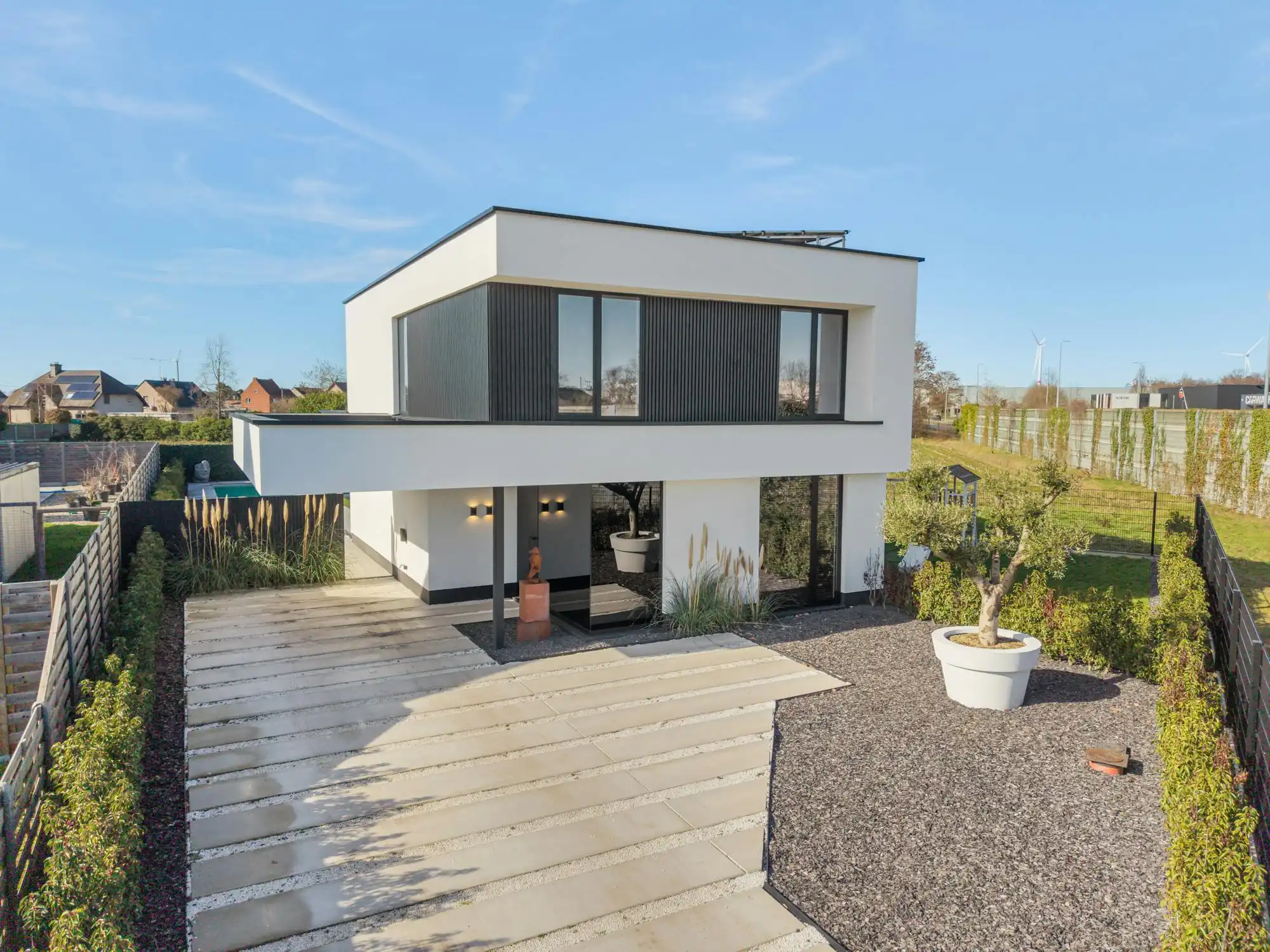 Exclusieve high-end villa met zwembad in Genk foto {{pictureIndex}}