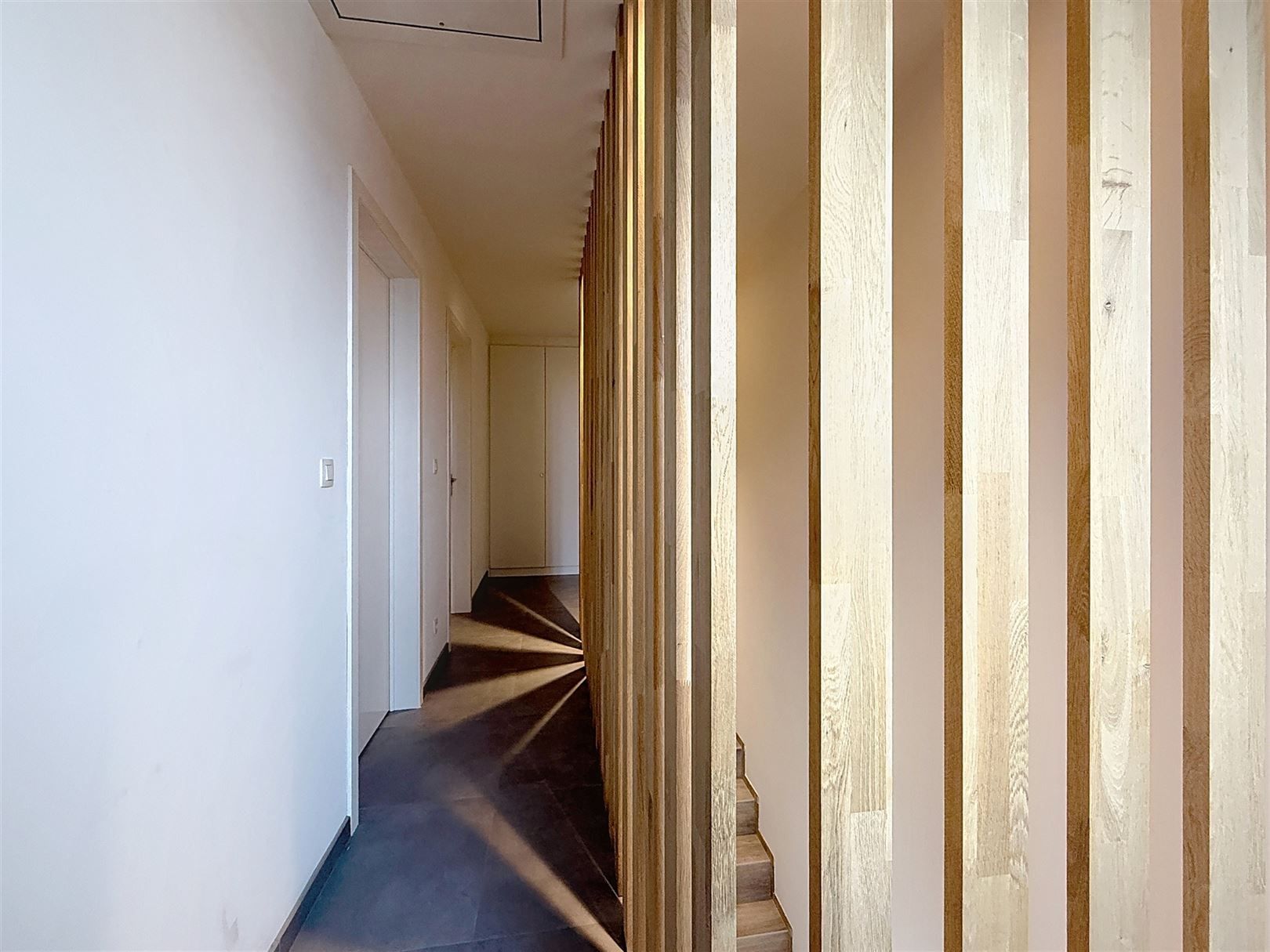 Moderne woning met 3 slpks, tuin, parking foto 27