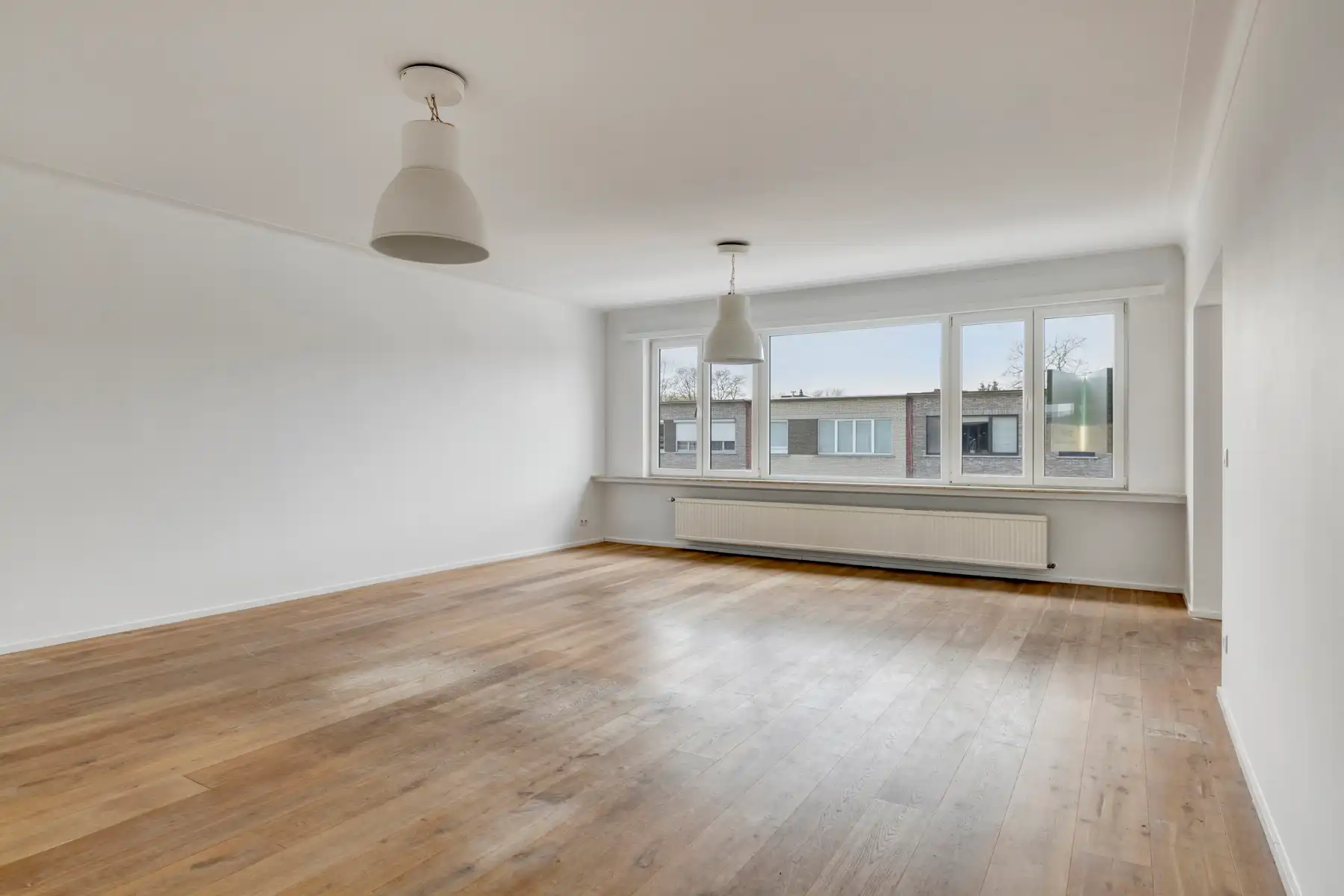Ruim appartement met 3 slpk en terras te Wilrijk foto 3