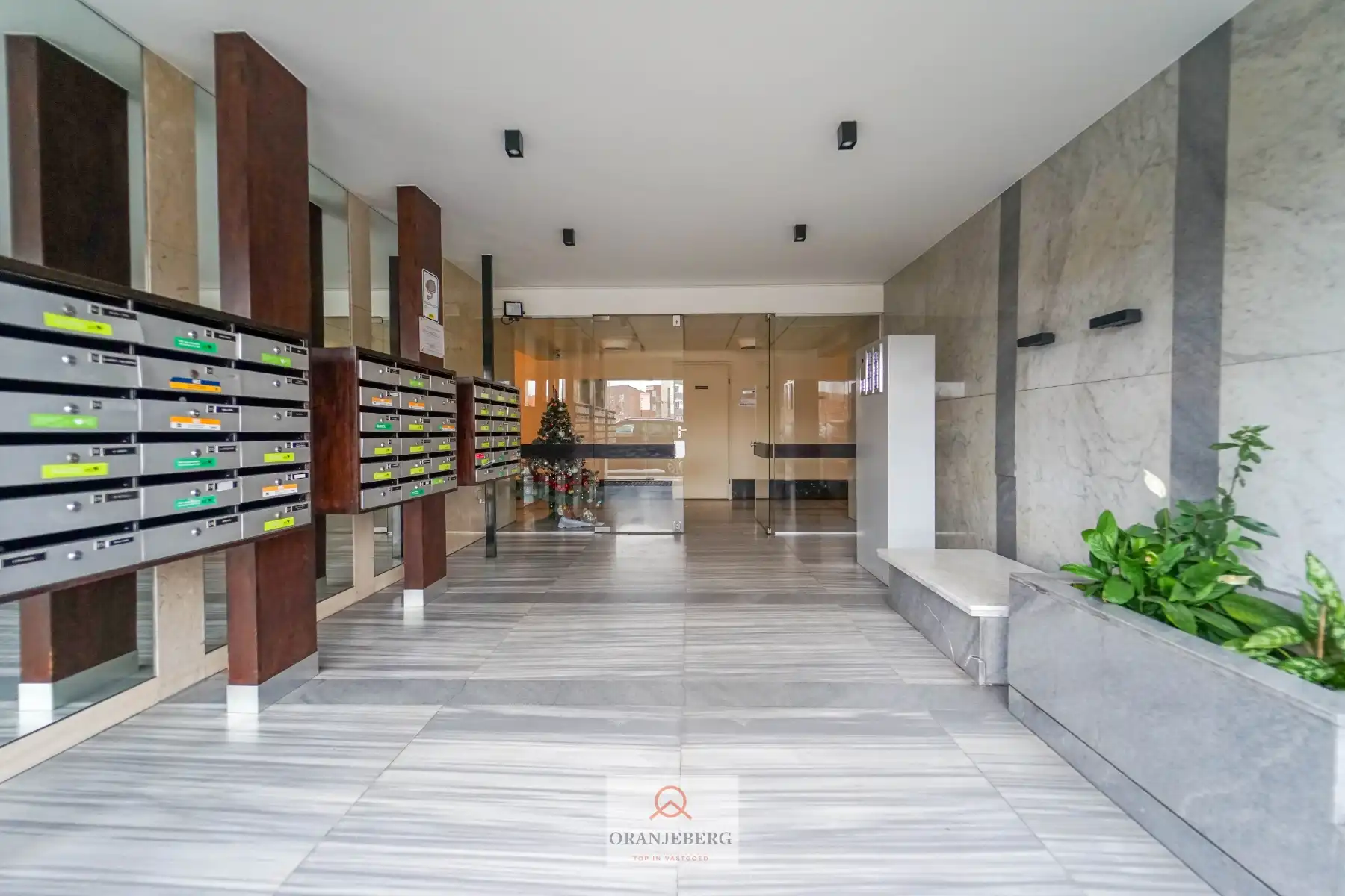 Instapklaar gelijkvloers appartement aan Keizerspark met gemeenschappelijke buitenruimte en fietsenstalling foto 25