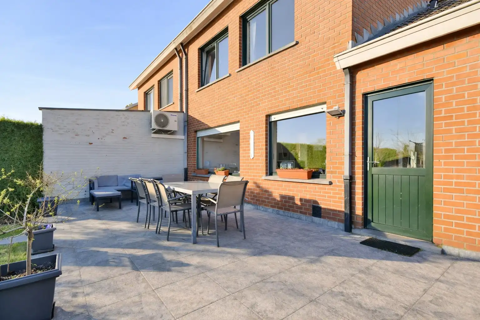 Gezellige woning in een residentiële woonwijk! foto 15