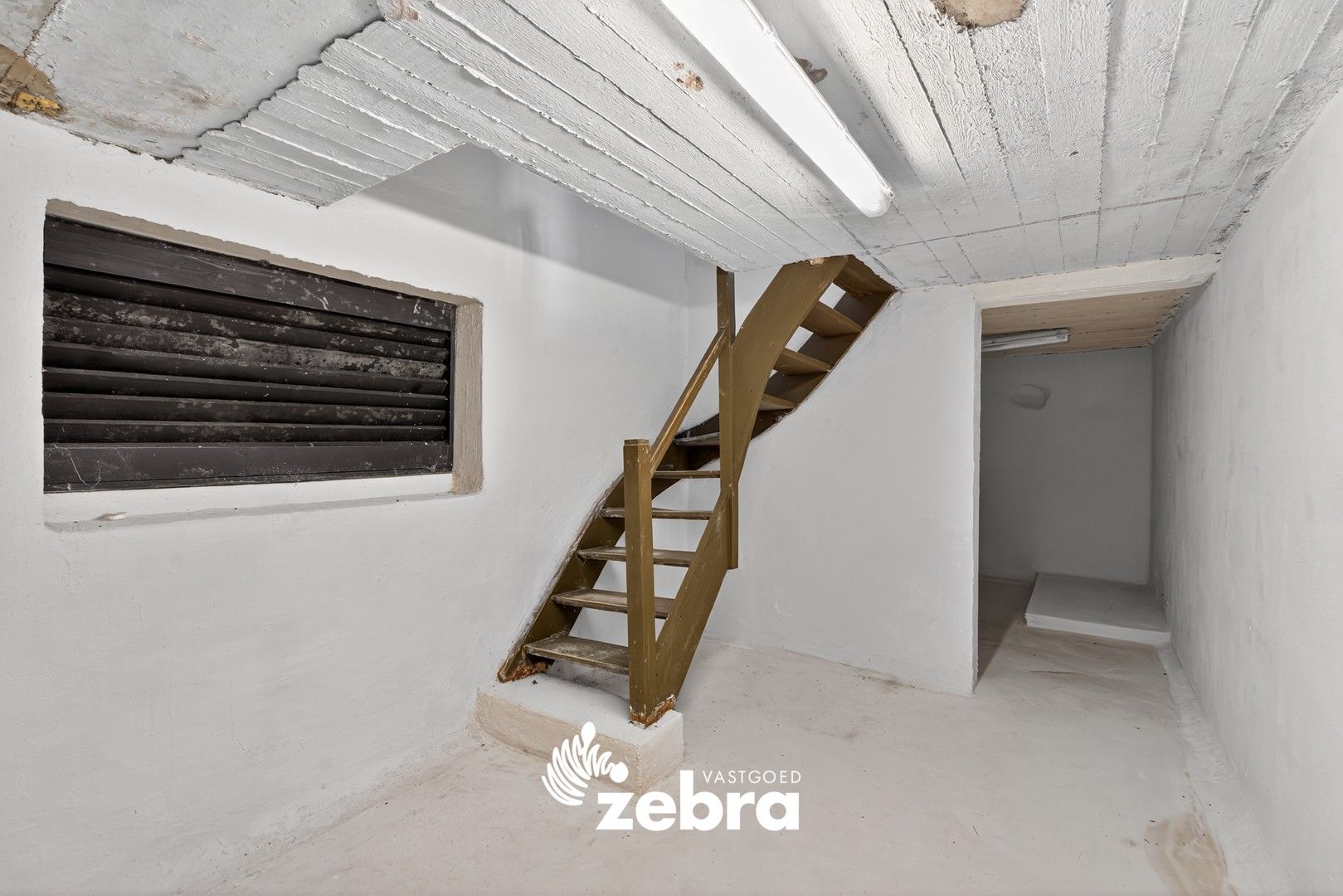 Charmante, gerenoveerde woning op toplocatie in de Bosmolens te Izegem! foto 17