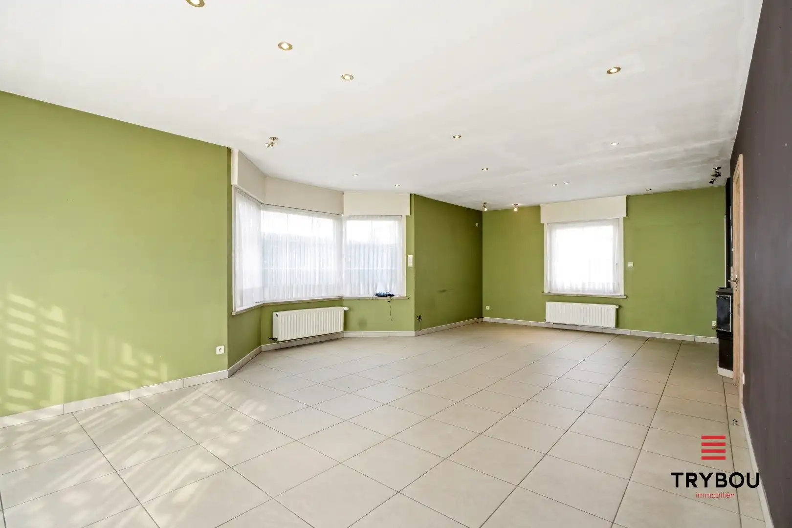 Ruime halfopen woning met 5 slaapkamers te koop in Werken met garage en ruime tuin! foto 5
