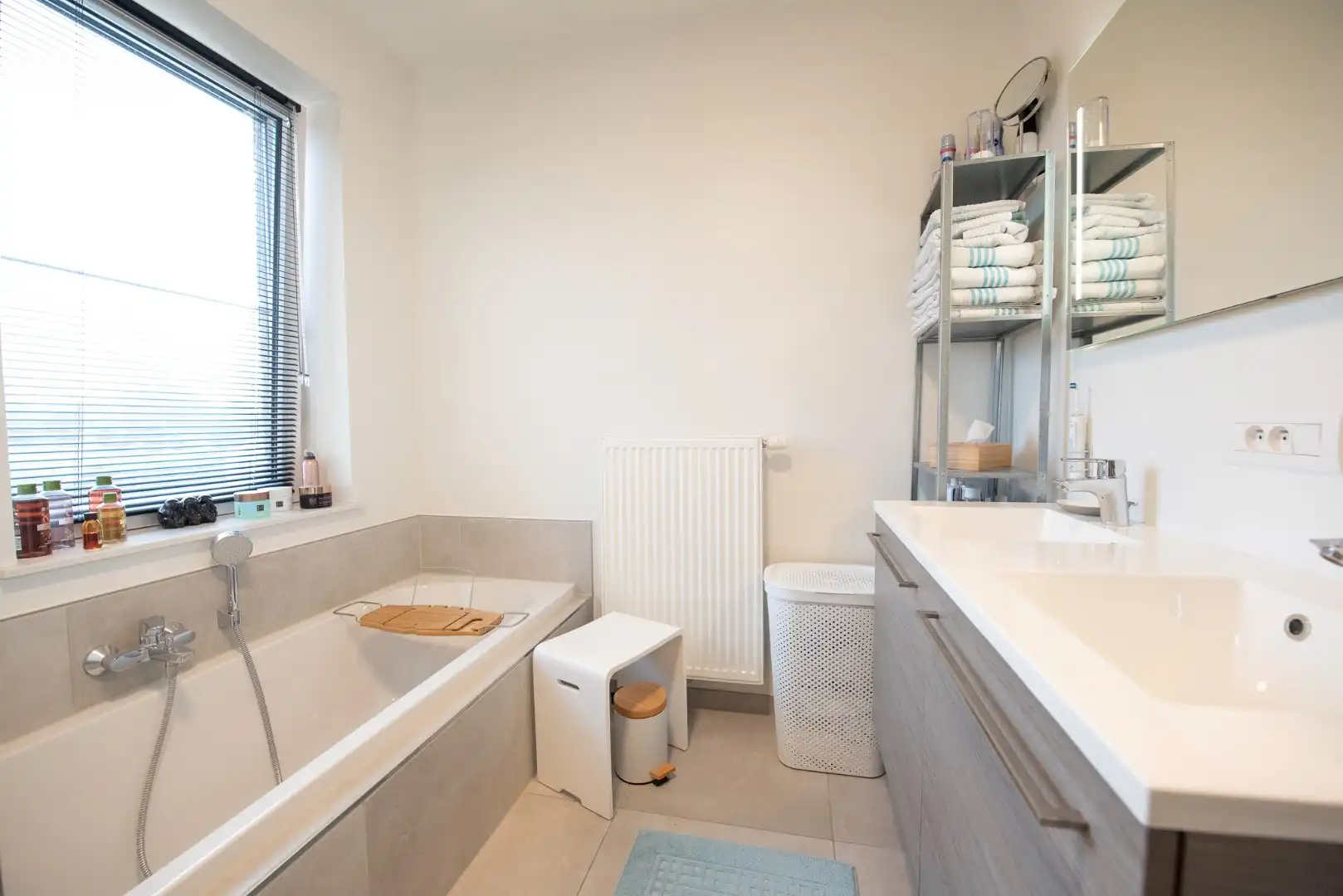 Ruime en instapklare woning te huur met 3 slaapkamers foto 12