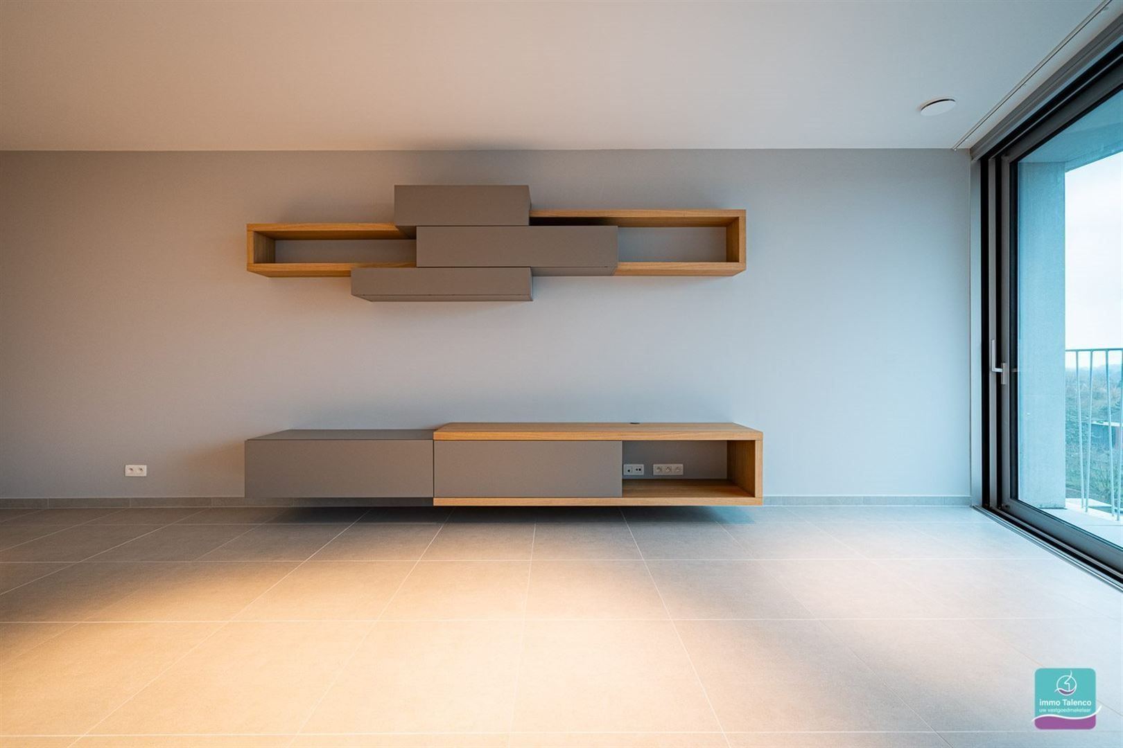 App 1 slpk met dressing/bureau, terras en autostaanplaats foto 10