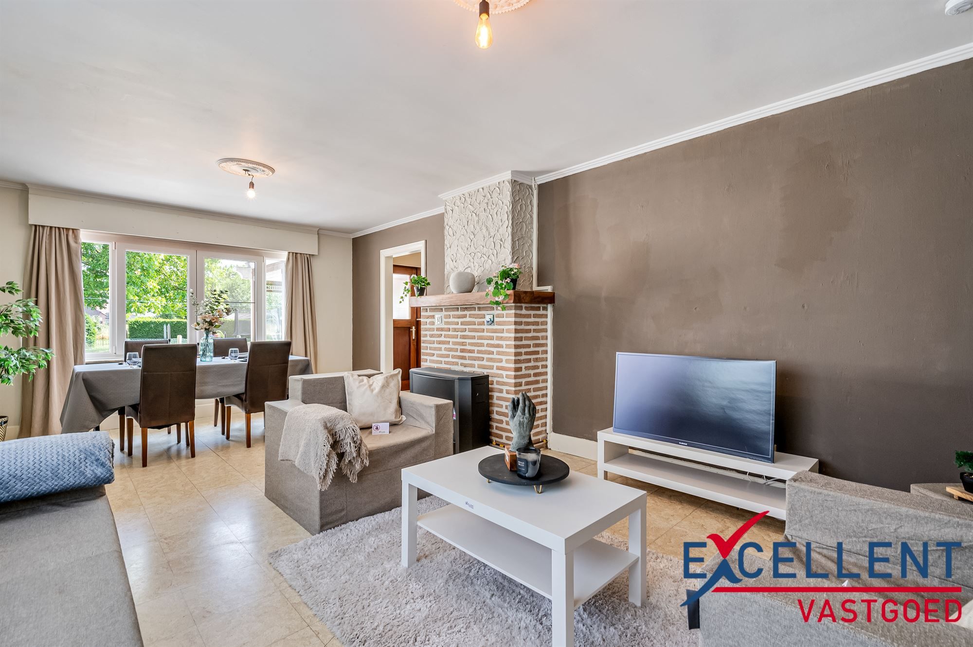 Ruime woning met veel potentieel op rustige locatie in Nevele te koop foto 4