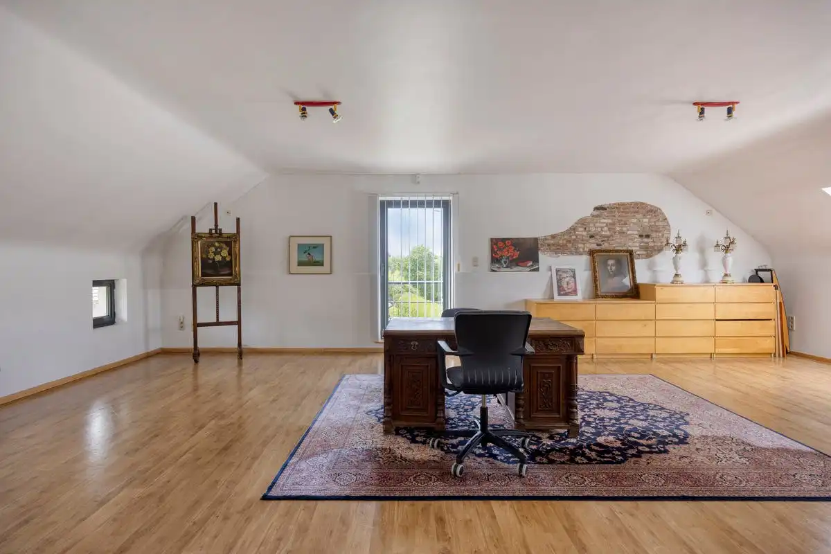 Karaktervolle viergevel woning op 24 are in Grimbergen – wonen en werken op toplocatie foto 30