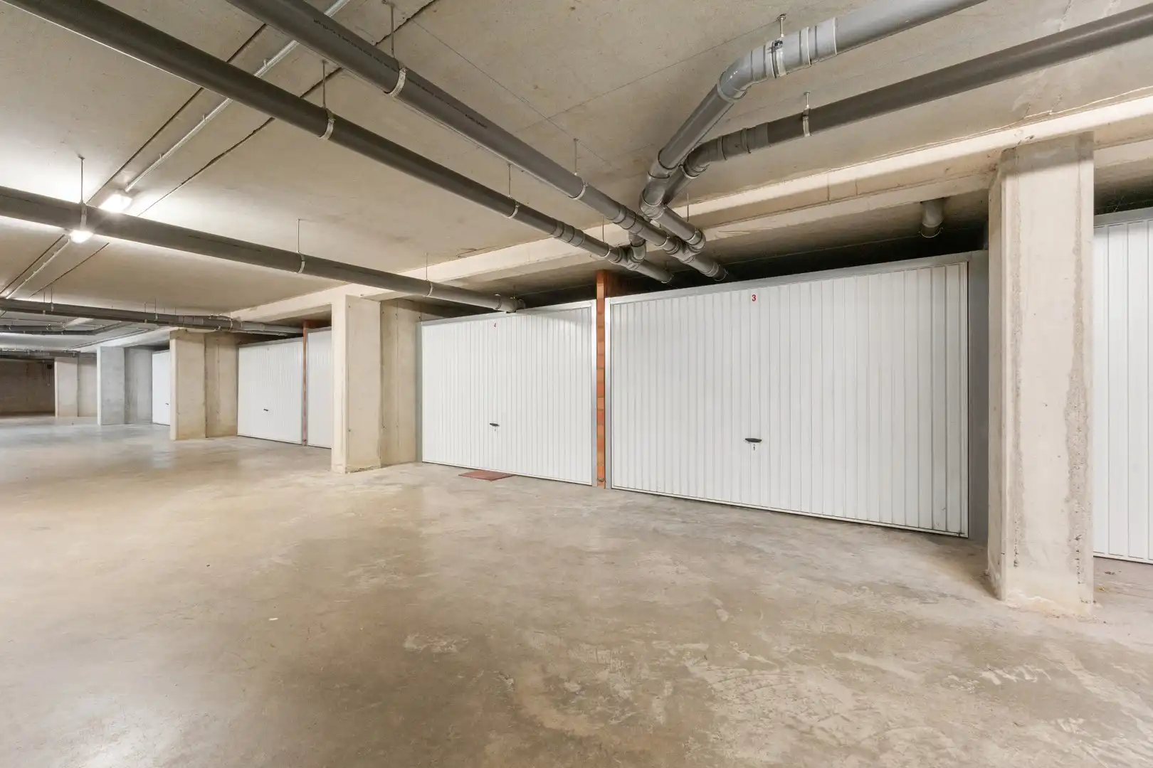 Appartement op de bovenste verdieping met 2 slaapkamers en garagebox foto 15