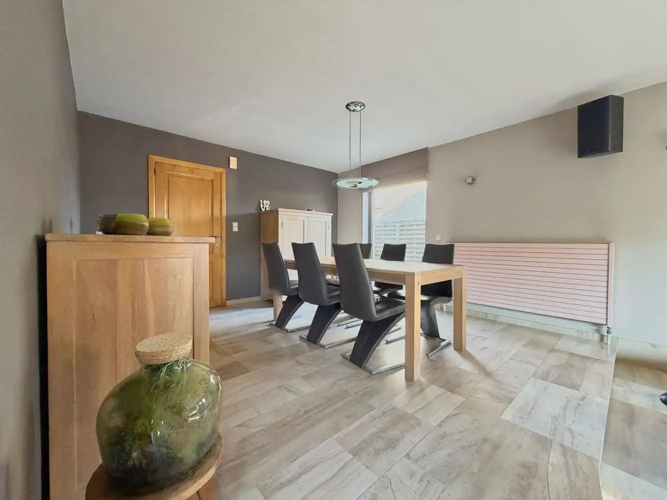 Lichtrijke, ruime gezinswoning op prachtig perceel van 1621m² foto 6