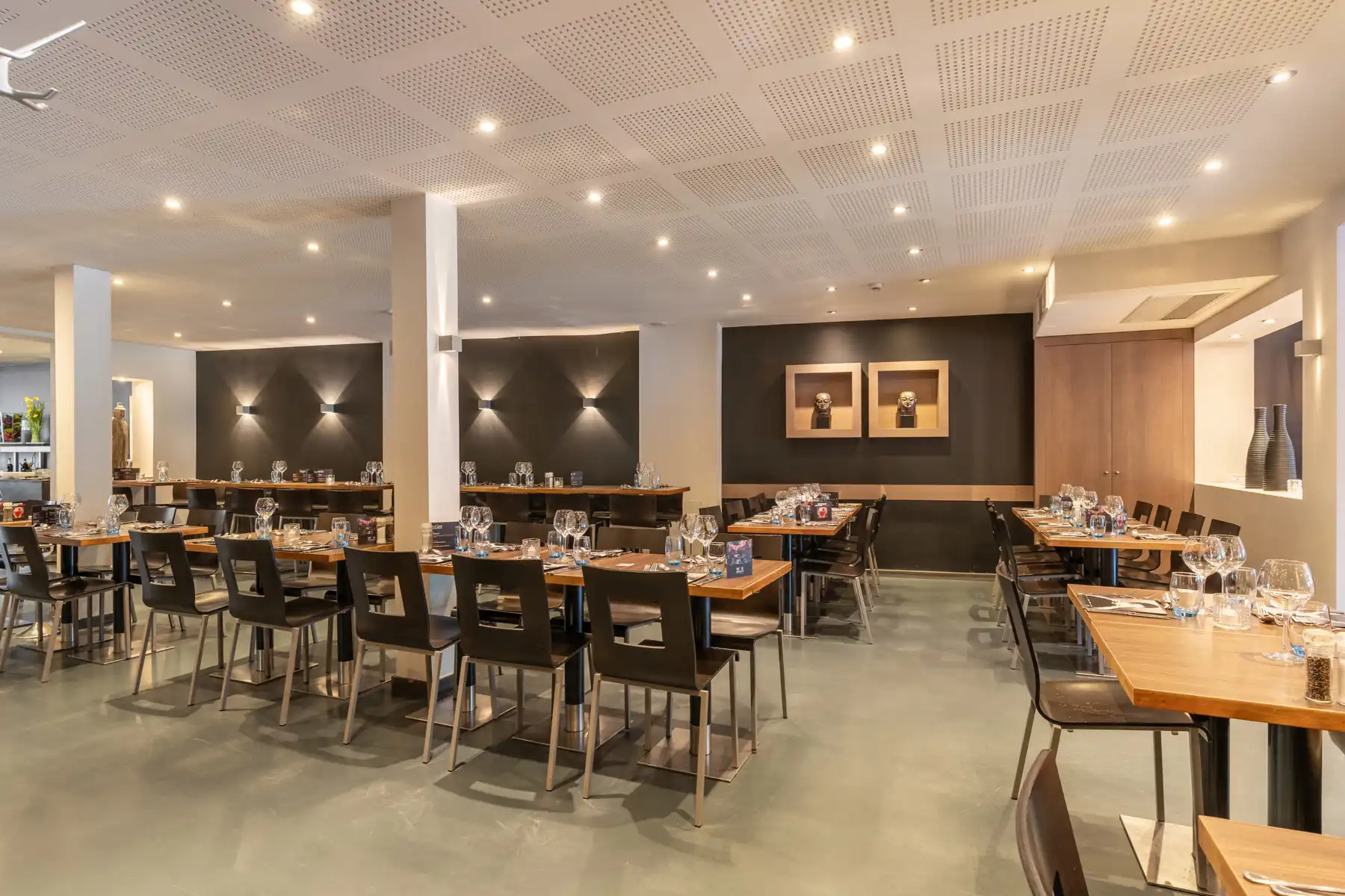 Prachtig commercieel pand met stadstuin in het hart van Aartselaar foto 13