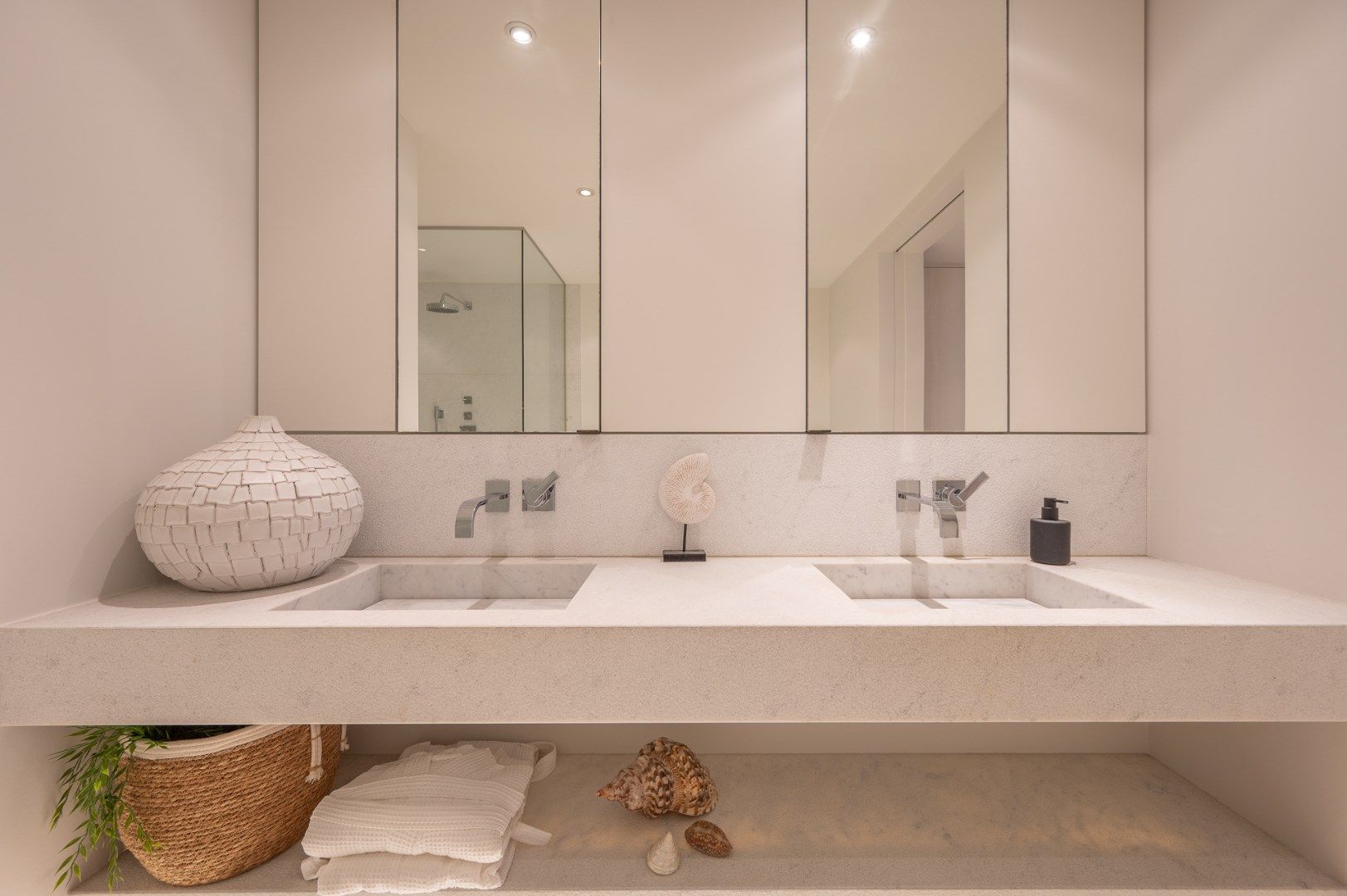 Exclusief appartement op het Albertplein, high-end afgewerkt met een verbluffend zeezicht  foto 12