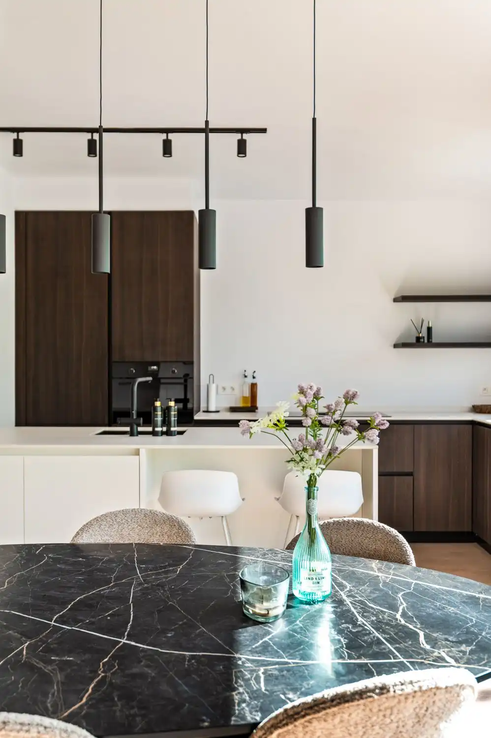 Prachtig ruim appartement nabij het centrum van Brasschaat. foto 4