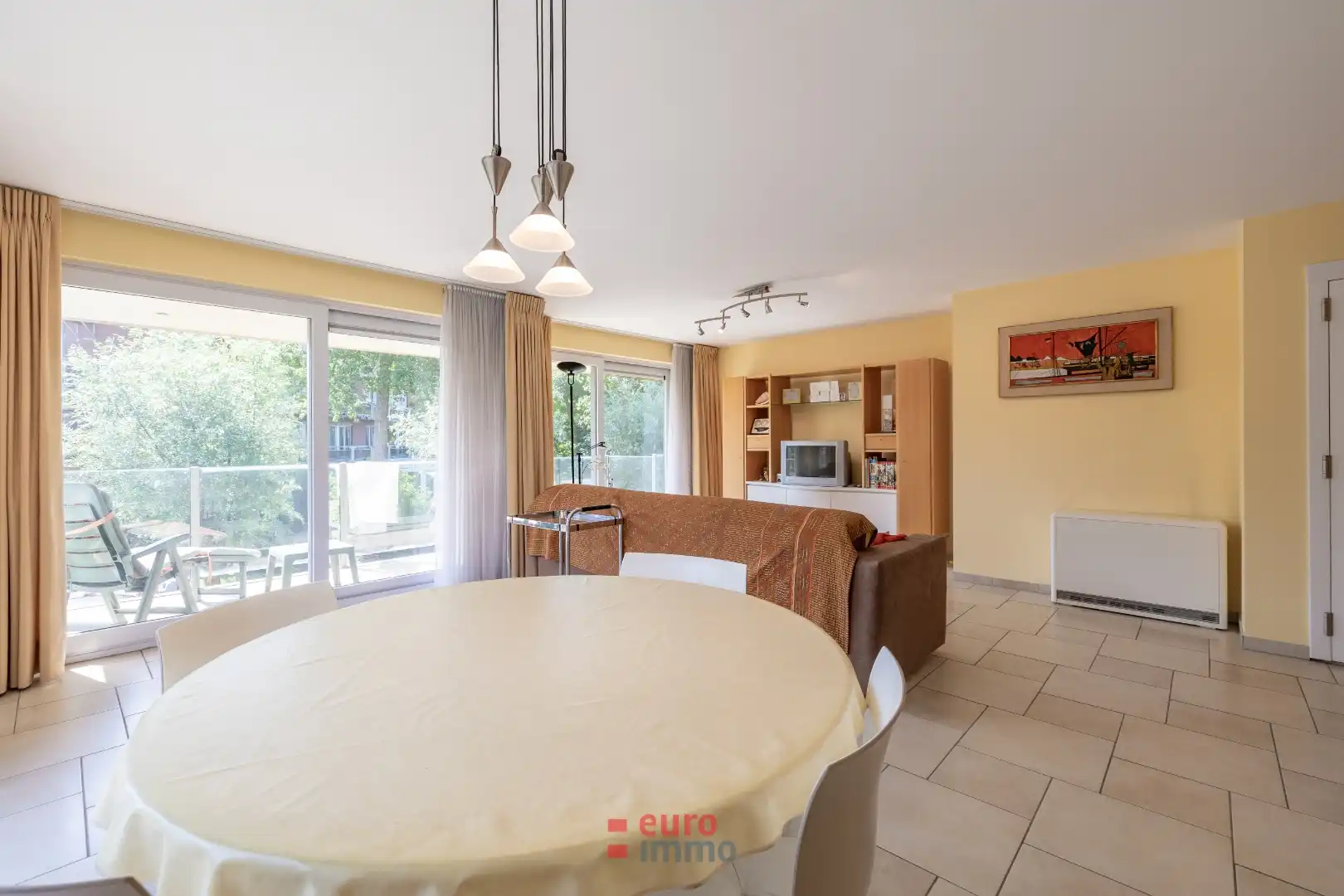 Zeer lichtrijk appartement in het groen van de Simli wijk! foto 7