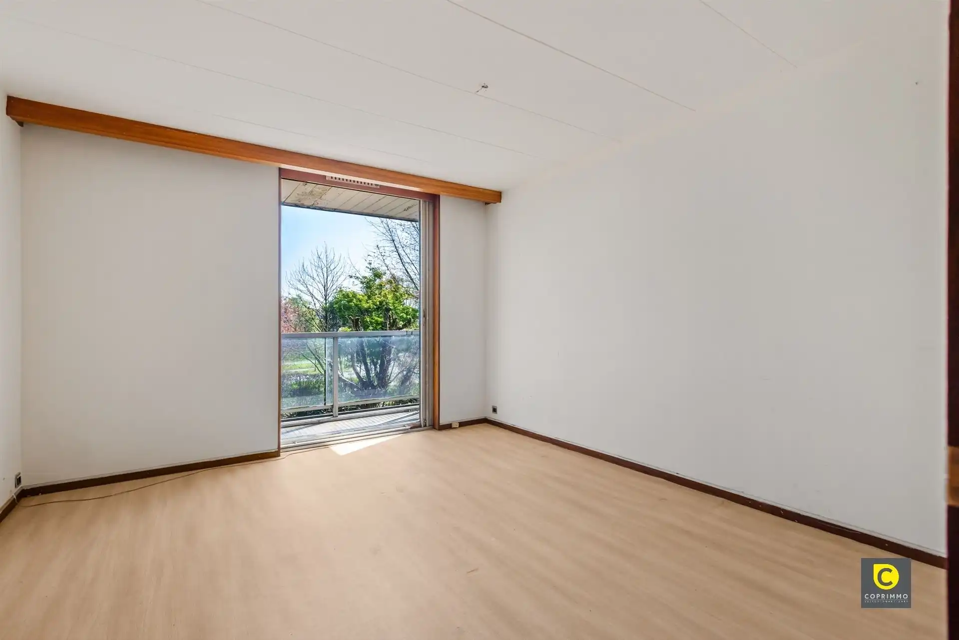 IN OPTIE! Te renoveren 2 SLPK hoek-app met 2 terrassen! foto 11