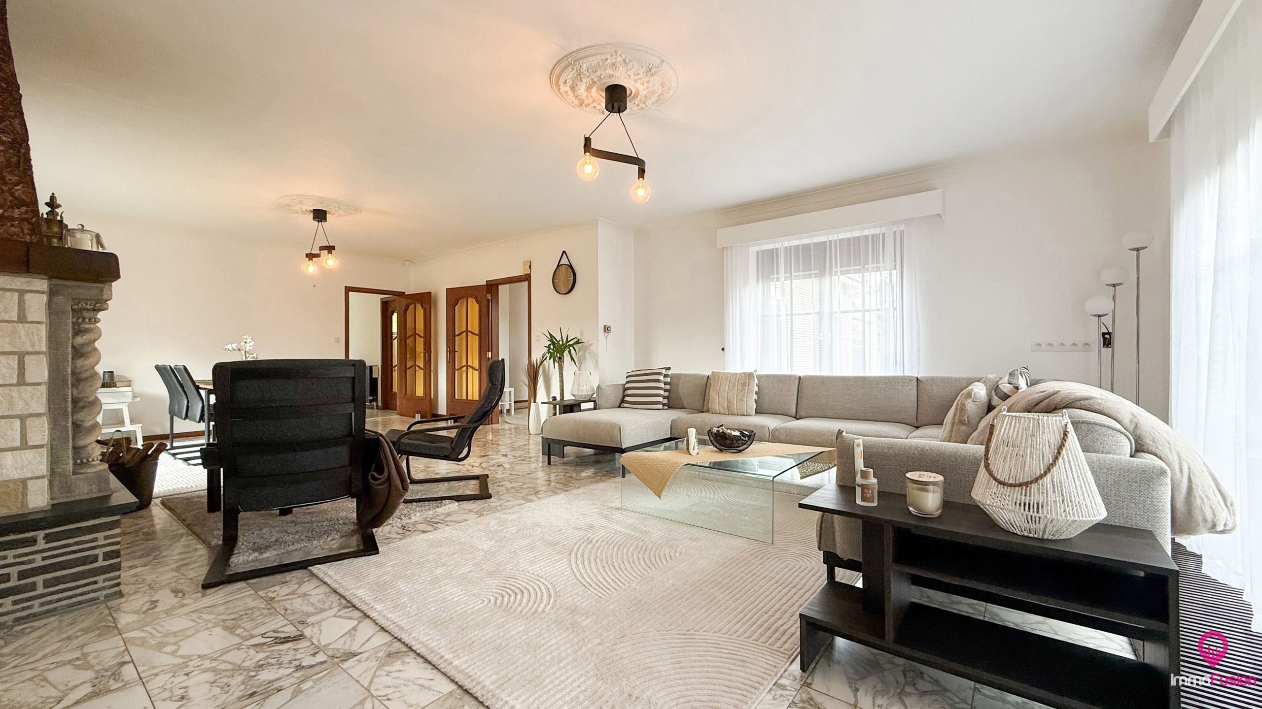Instapklare gelijkvloerse woning met 3 slpks op 11a37ca! foto 2