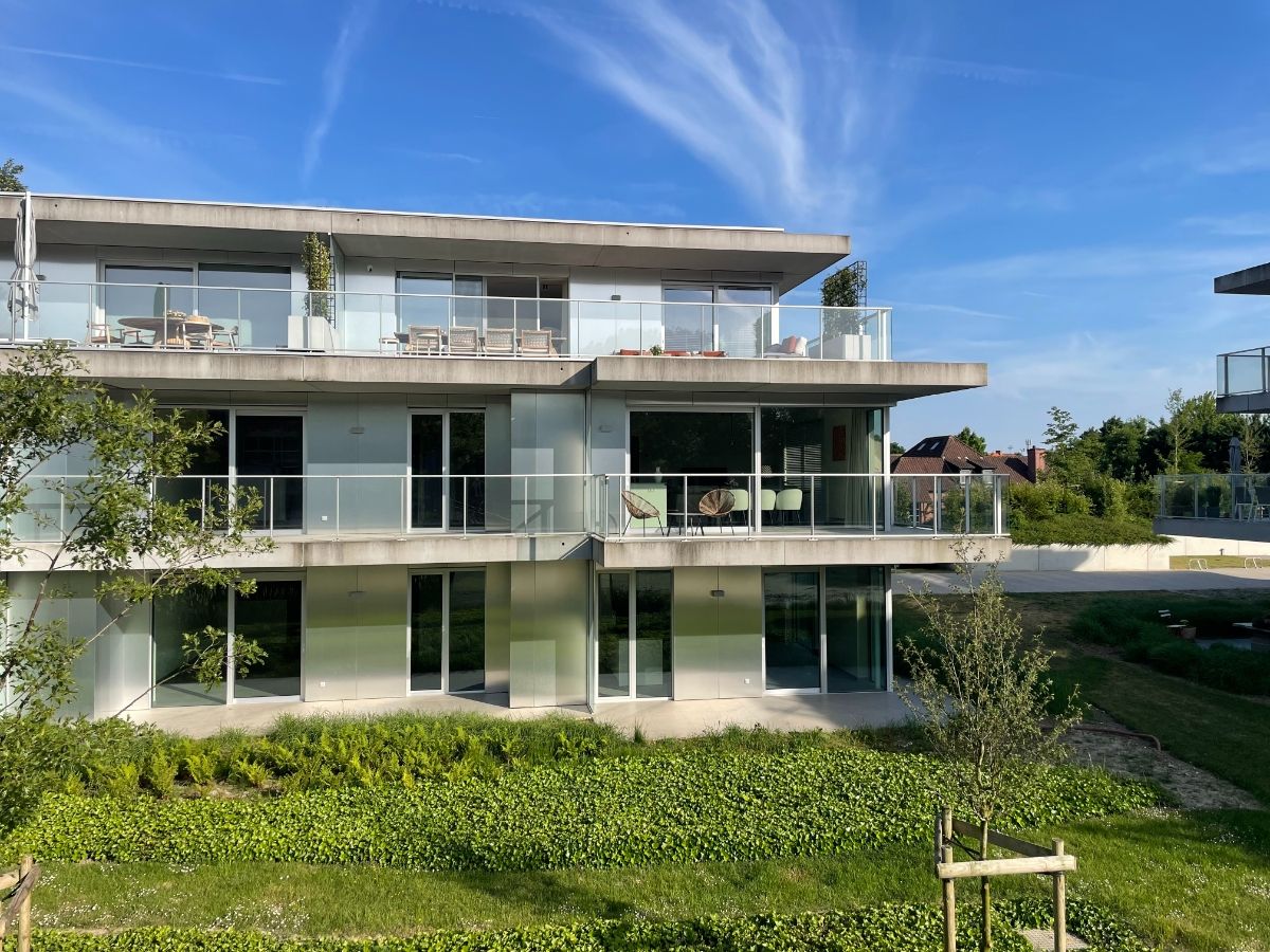 Twee-slaapkamer GELIJKVLOERS nieuwbouw hoekappartement + terras foto 6