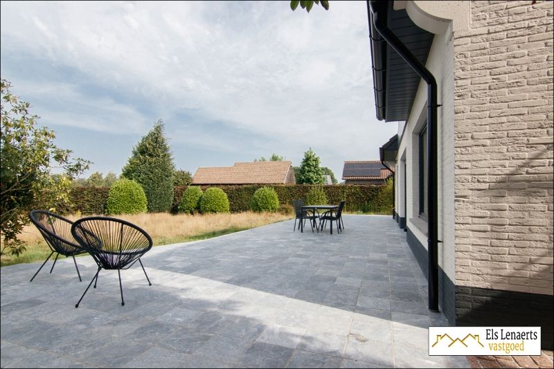 Prachtig gerenoveerde woning op topligging! foto 37