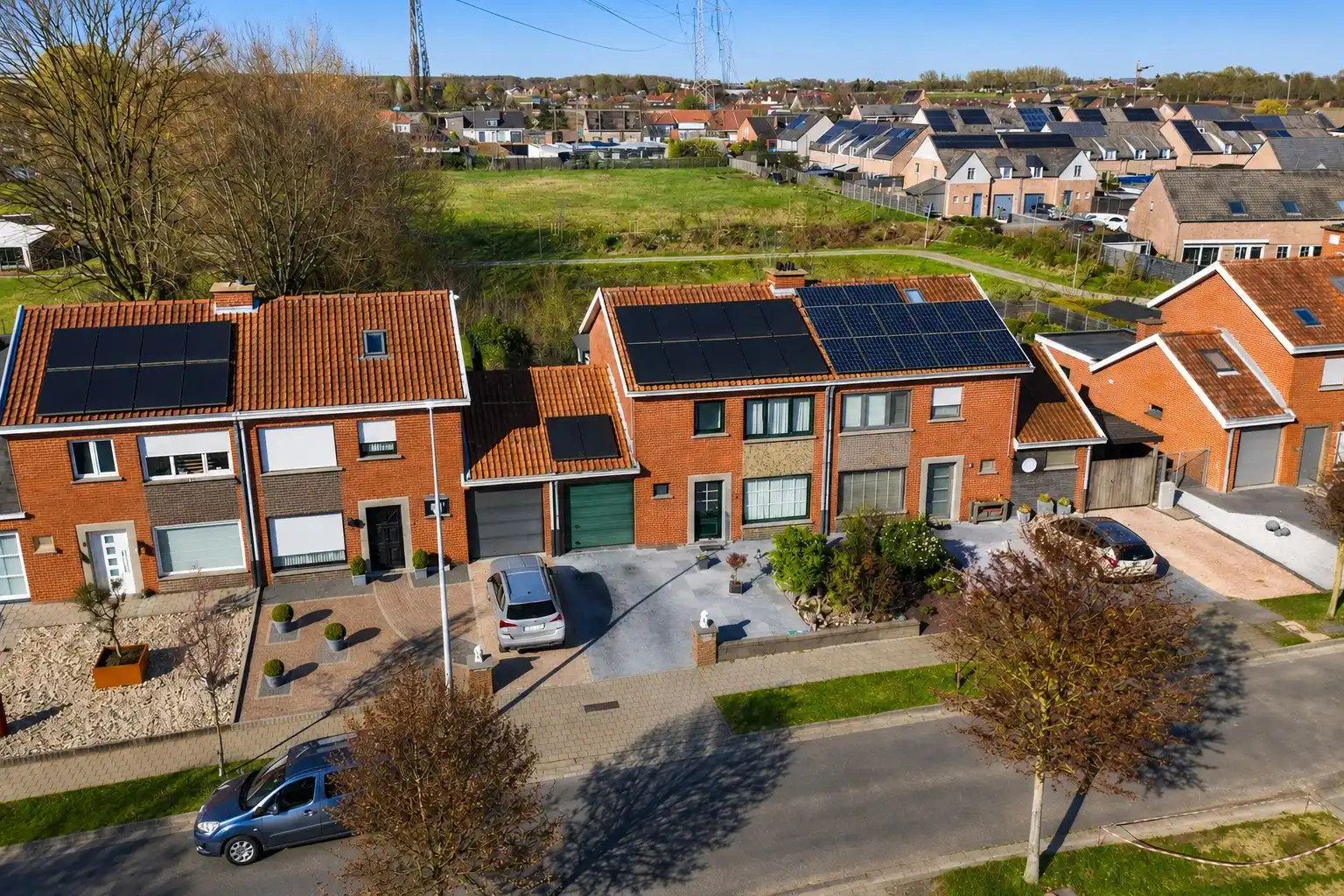 Hoofdfoto van de publicatie: Gezellige woning in een residentiële woonwijk!