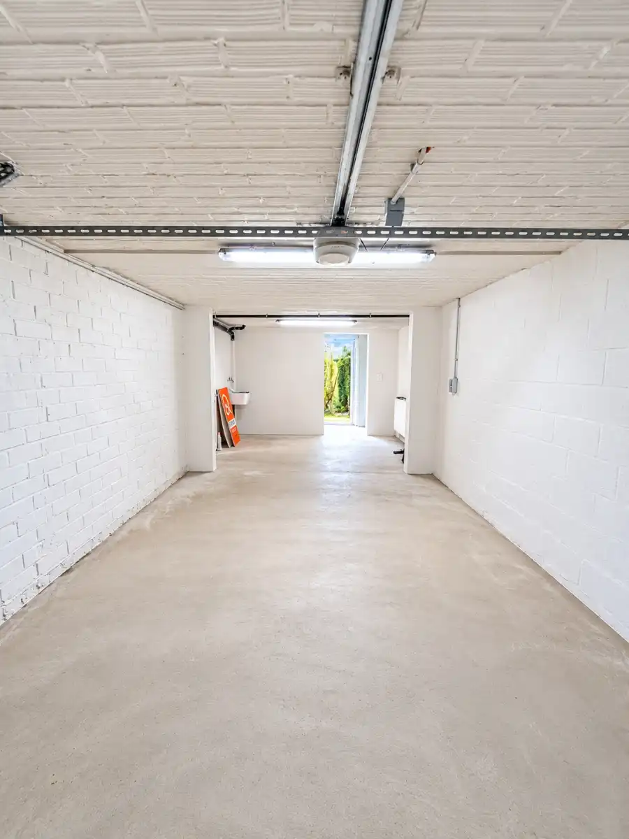 Uitmuntend gelegen gerenoveerde woning ! foto 5