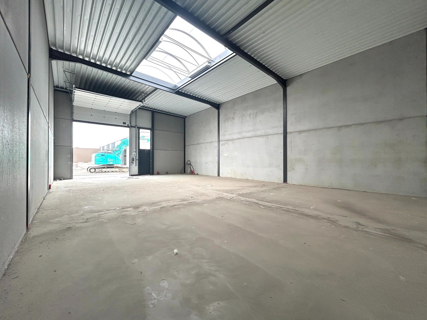 Uitstekend gelegen nieuwbouw KMO-unit te Clarysse Business Park Pittem! foto 5