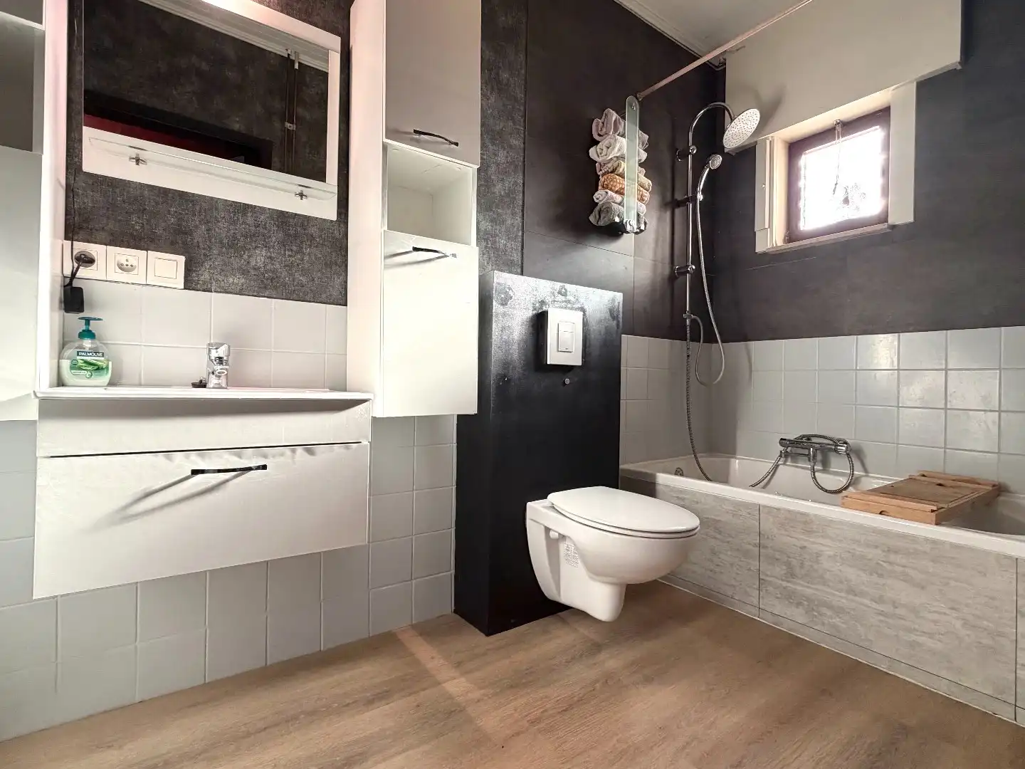 Gelijkvloerse woning met ruime tuin te koop op 720 m² in De Wijnberg te Wevelgem foto 11