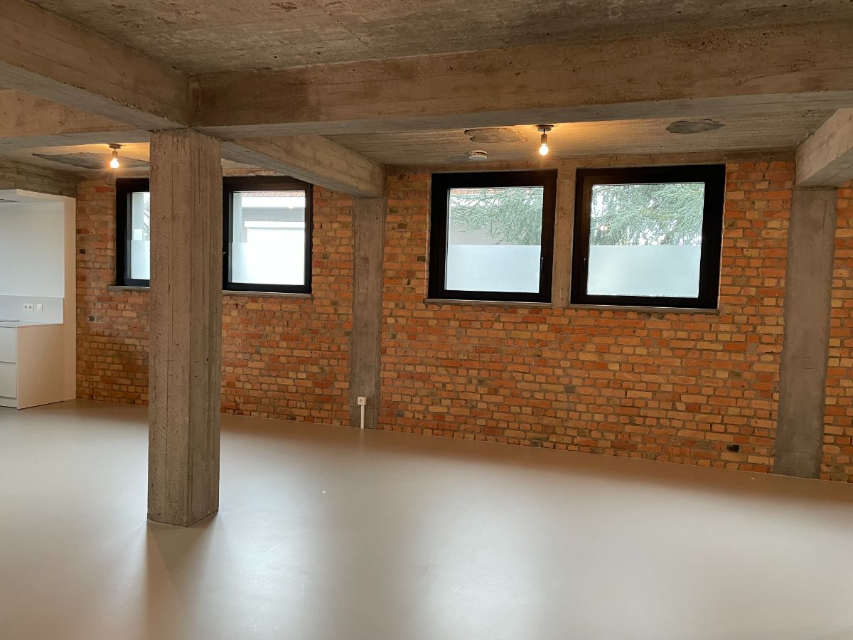 EXCLUSIEF  2-SLAAPKAMER LOFT-APPARTEMENT + overdekt TERRAS &  ruime gelijkvloerse privative inpandige GARAGE (inclusief fietsberging & openlucht AUTOSTANDPLAATS foto 9