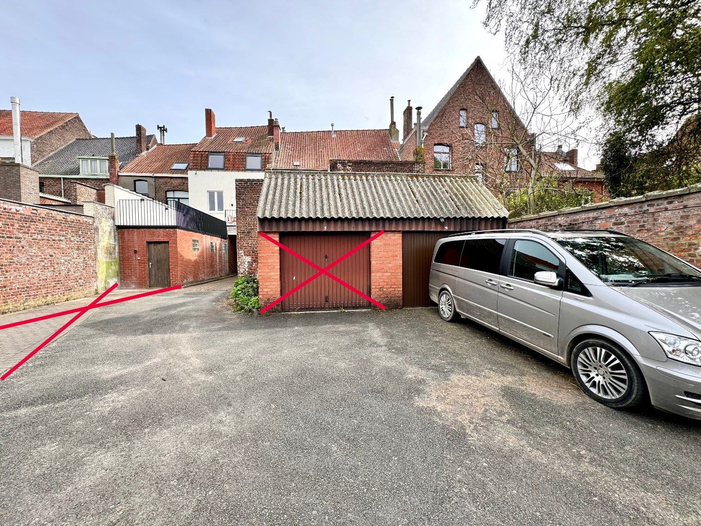 GARAGECOMPLEX IN CENTRUM IEPER (10 GARAGES + 2 CARPORTS) foto 10